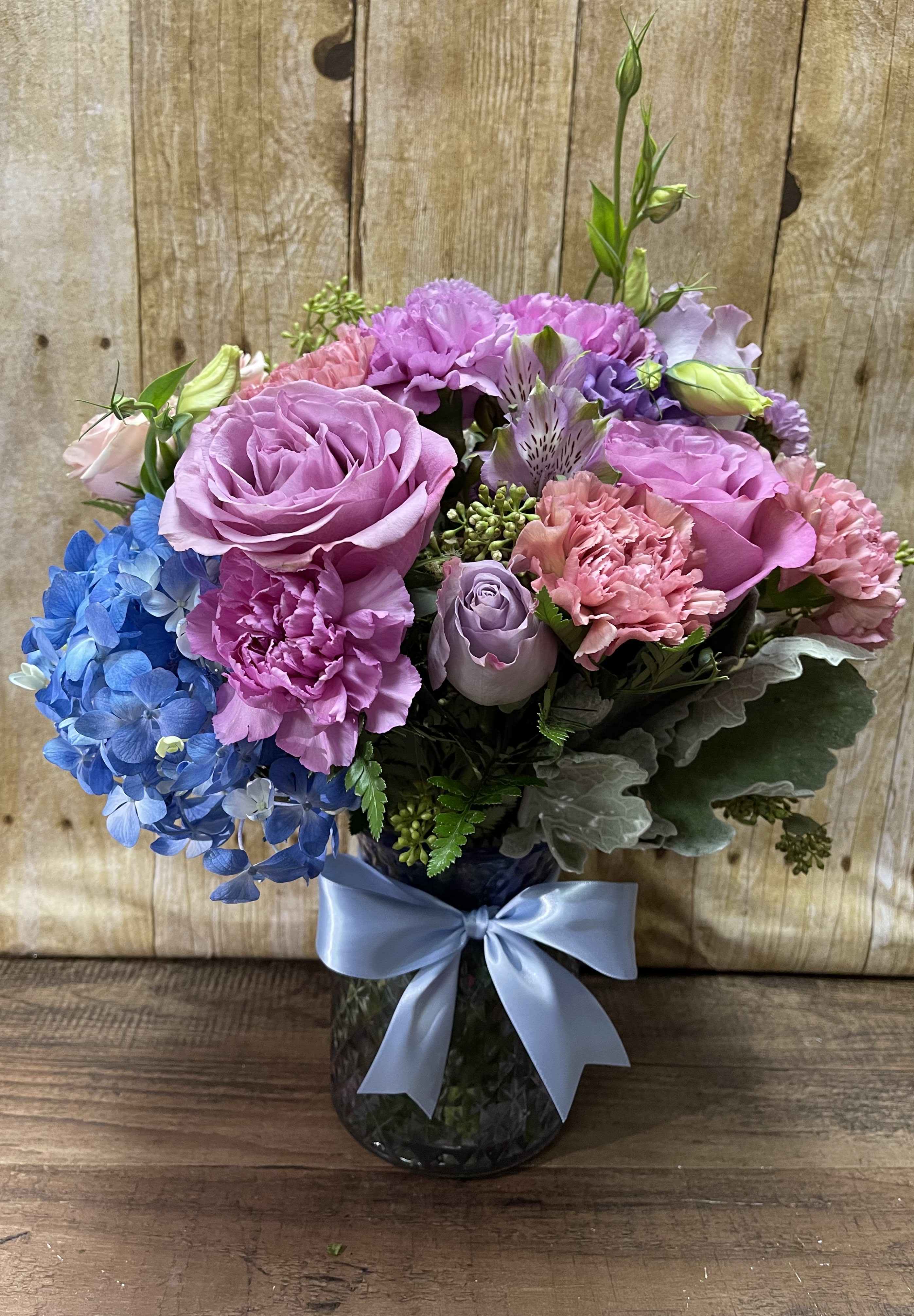 CAROLINA - JUST BECAUSE....... BECAUSE I REMEMBER YOU, BECAUSE  APPRECIATE YOU, BECAUSE I CONGRATULATE YOU,OR SIMPLY BECAUSE ............. I LOVE YOU!! 
