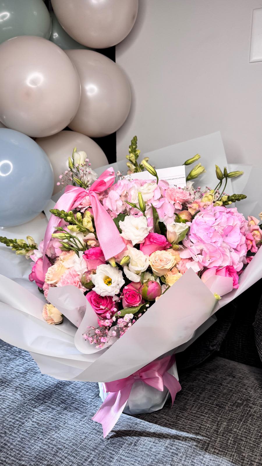 Mix bouquet coquet  - Beautiful  coquet bouquet mix flowers