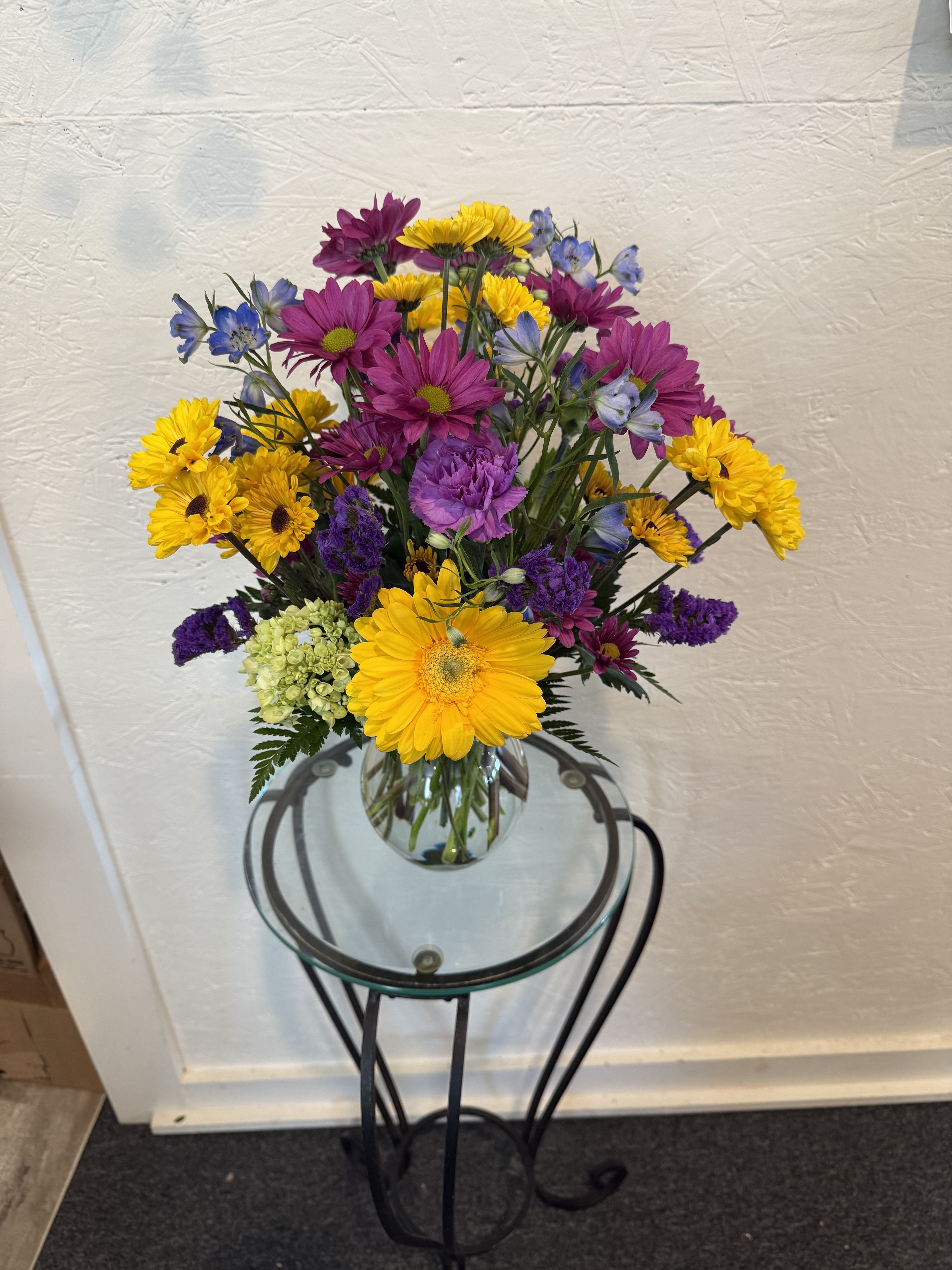 purple haze - Purple Daisies Purple carnations yellow gerberas Viking poms and lavender roses 