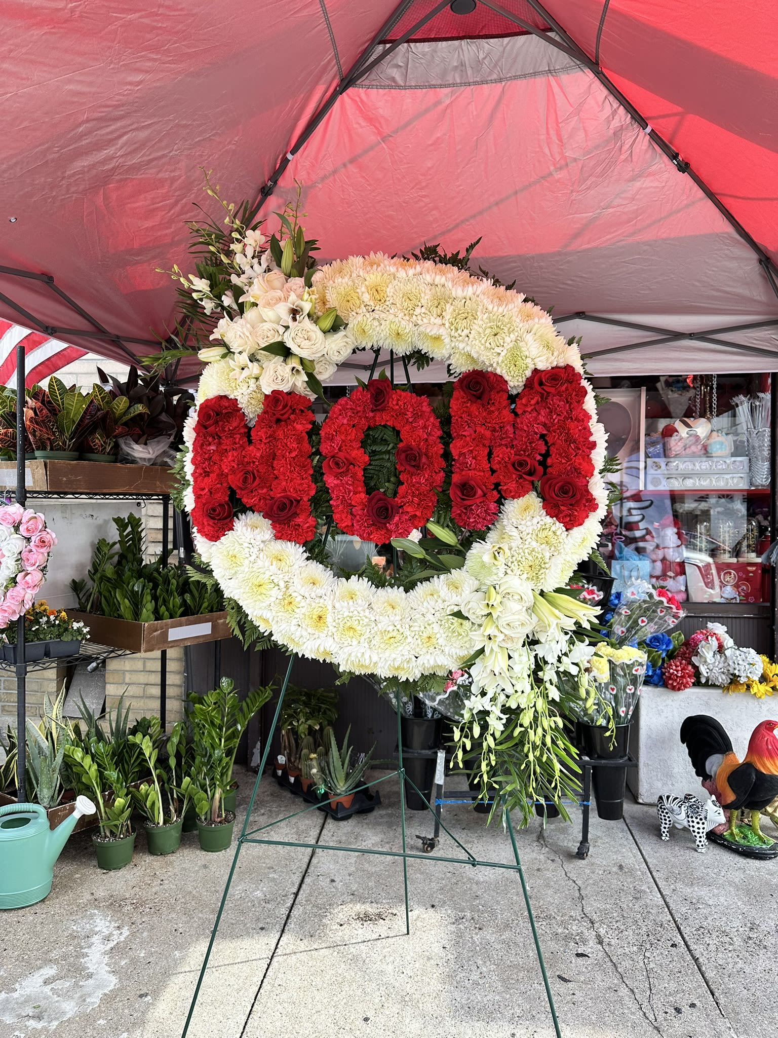 MOM Sympathy Funeral Arrangement - .