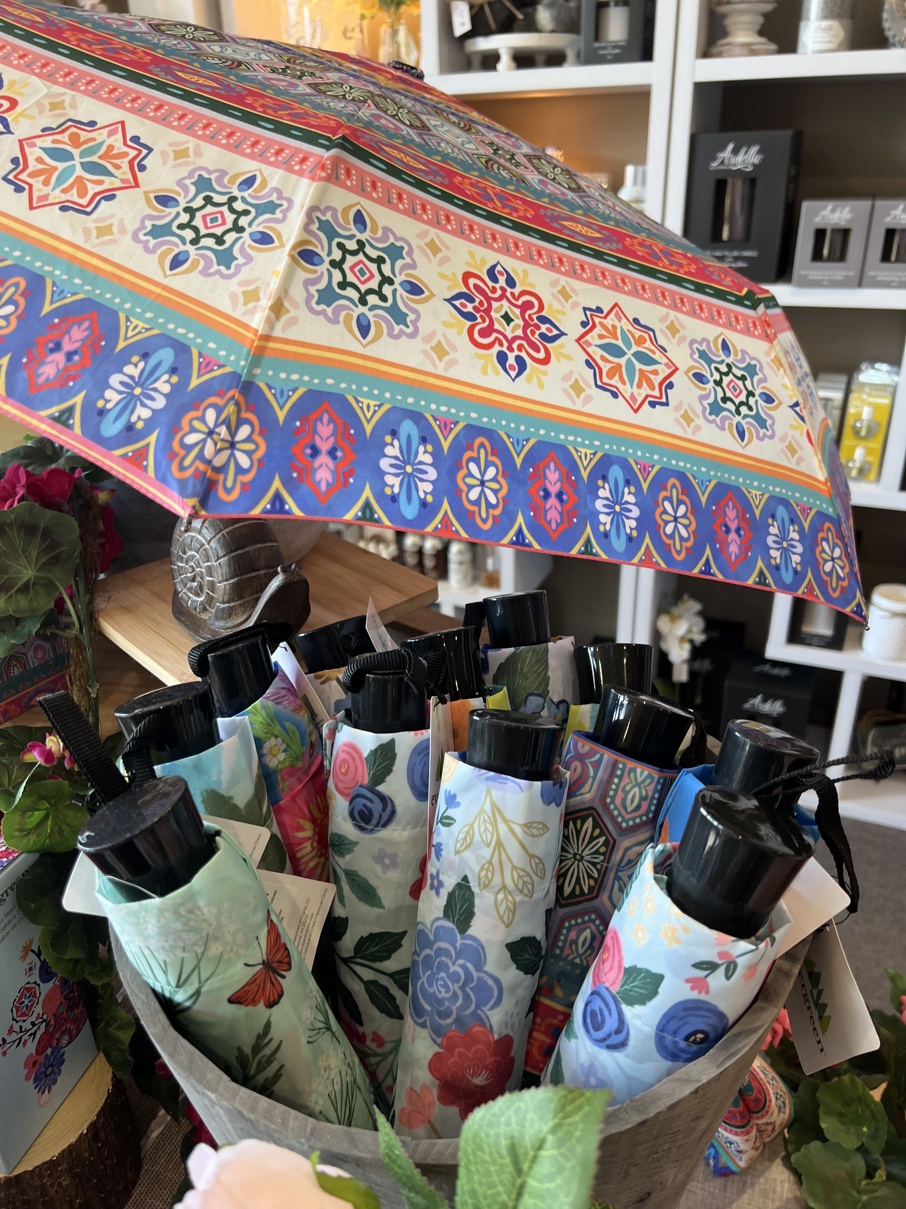 Umbrella - Beautiful printed umbrellas. Assortment of designs 