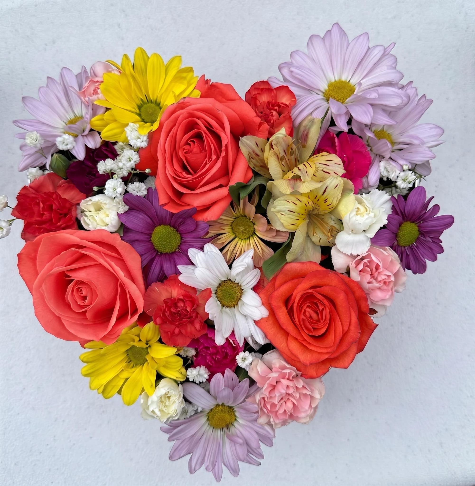 Mom heart - Color and flower substitution might apply
