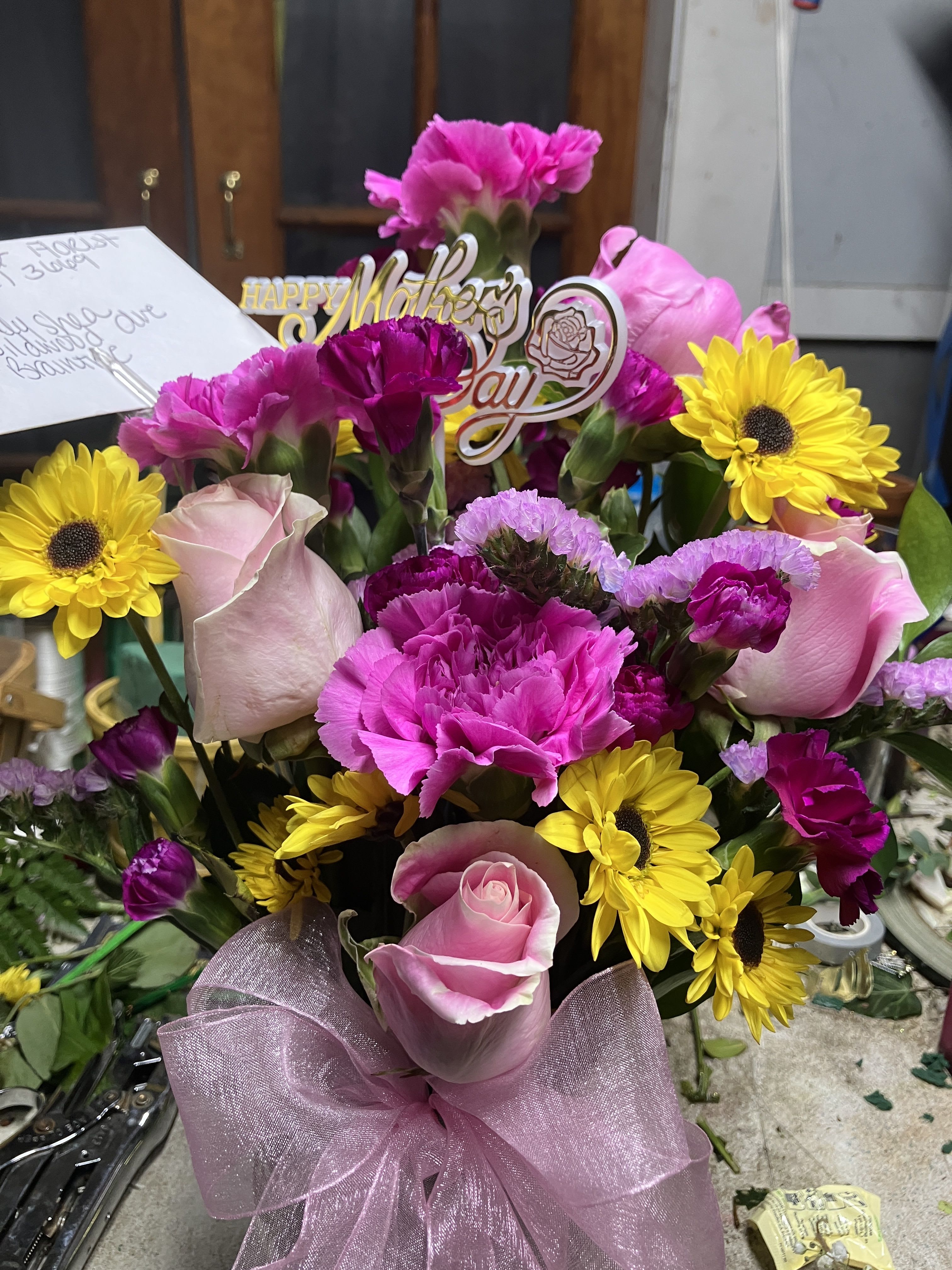 Mothers DAy 2 - Carnations, Roses, Asst fresh blooms for Mothers Day