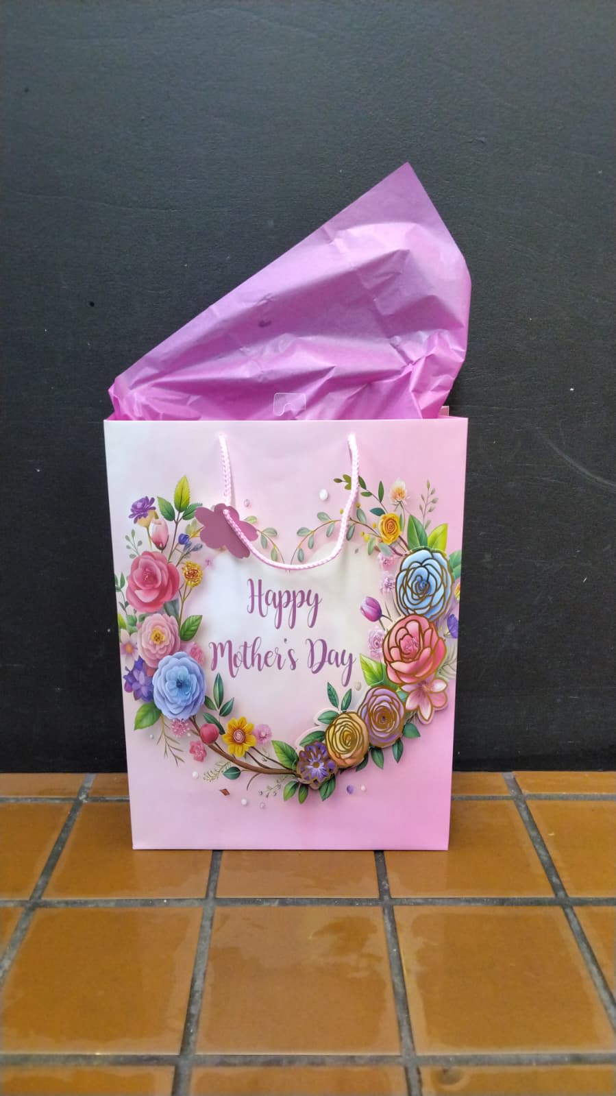 MOM'S MED SIZE MOTHER'S DAY GIFT BAGS #MOTHERSDAY - .