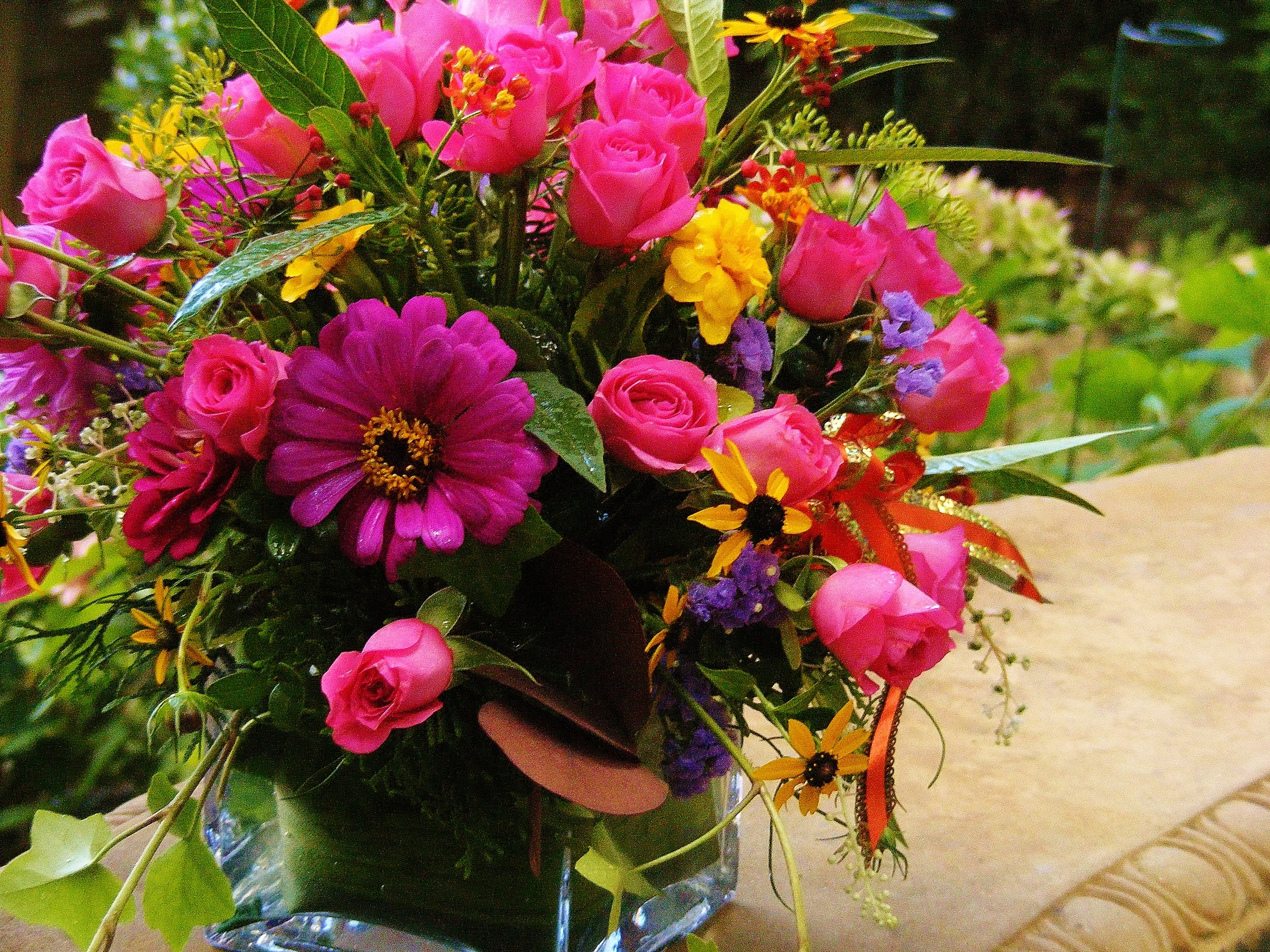 Modern Charm - Pretty Florals Designed in Cube