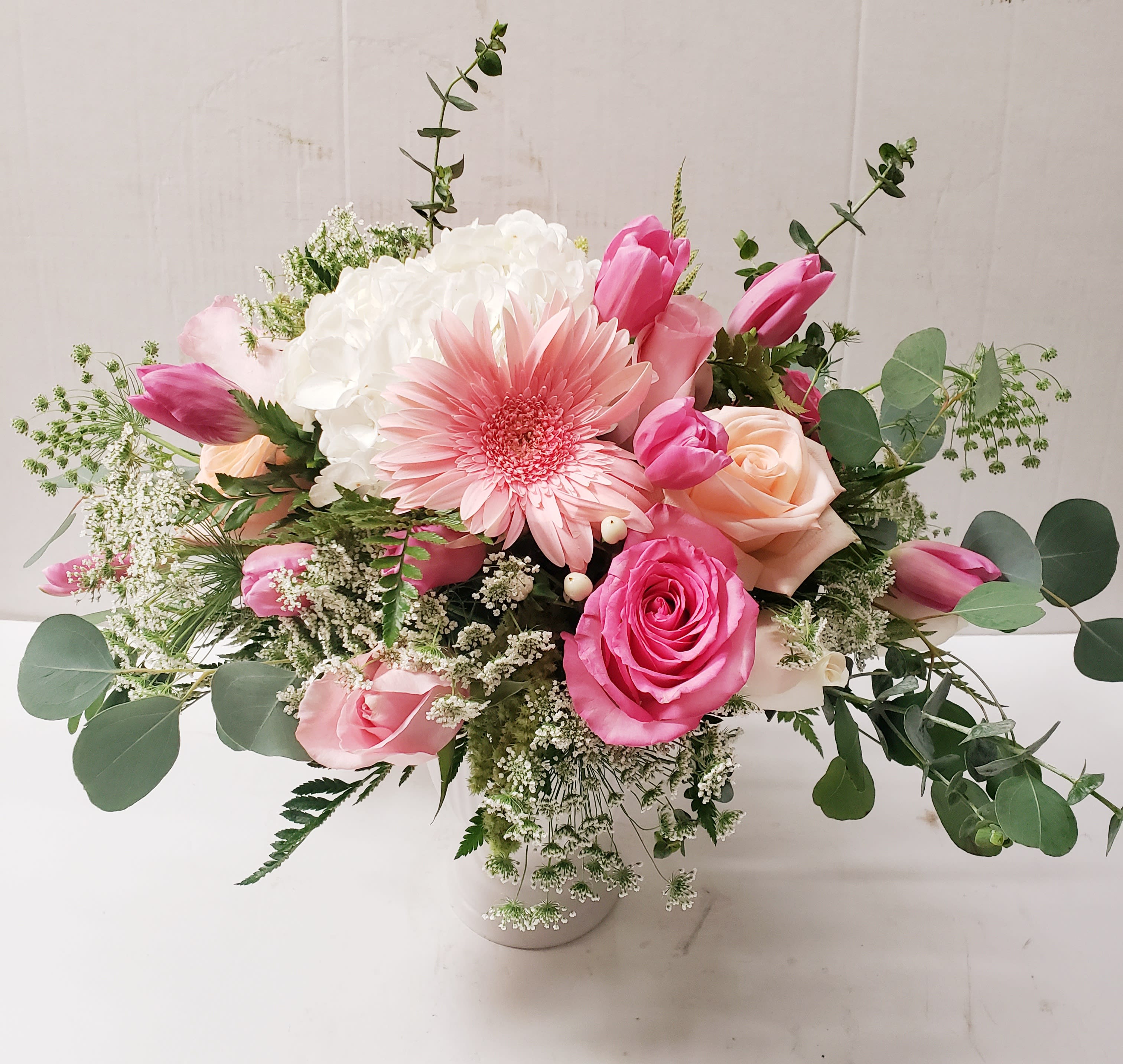 Posh Pinks - 15in h x 17in w