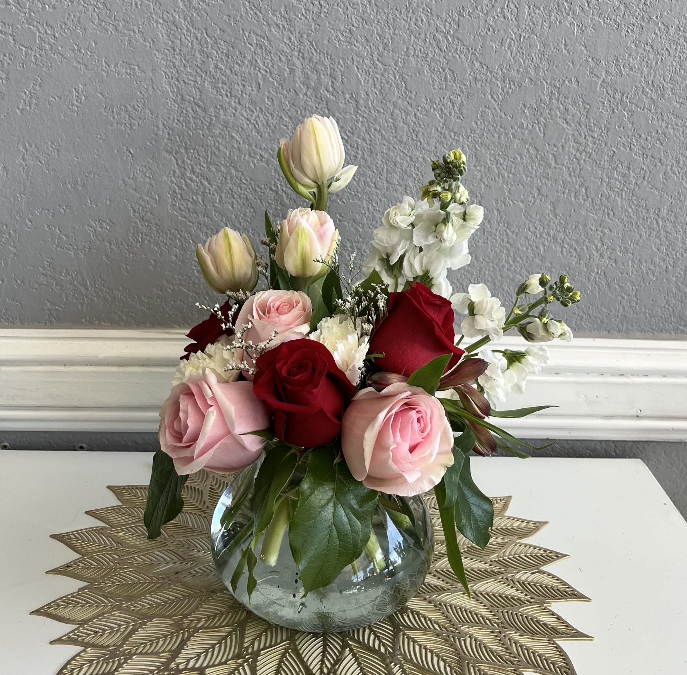 Love Struck - Valentines Day Arrangement!