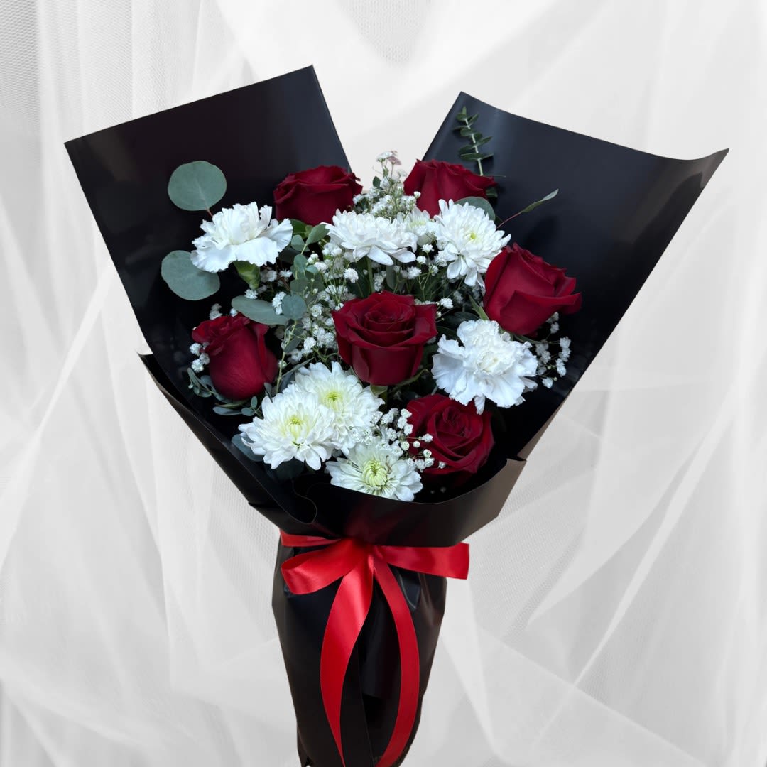 Love In The Air - Small wrapped one faced vase, red and white.