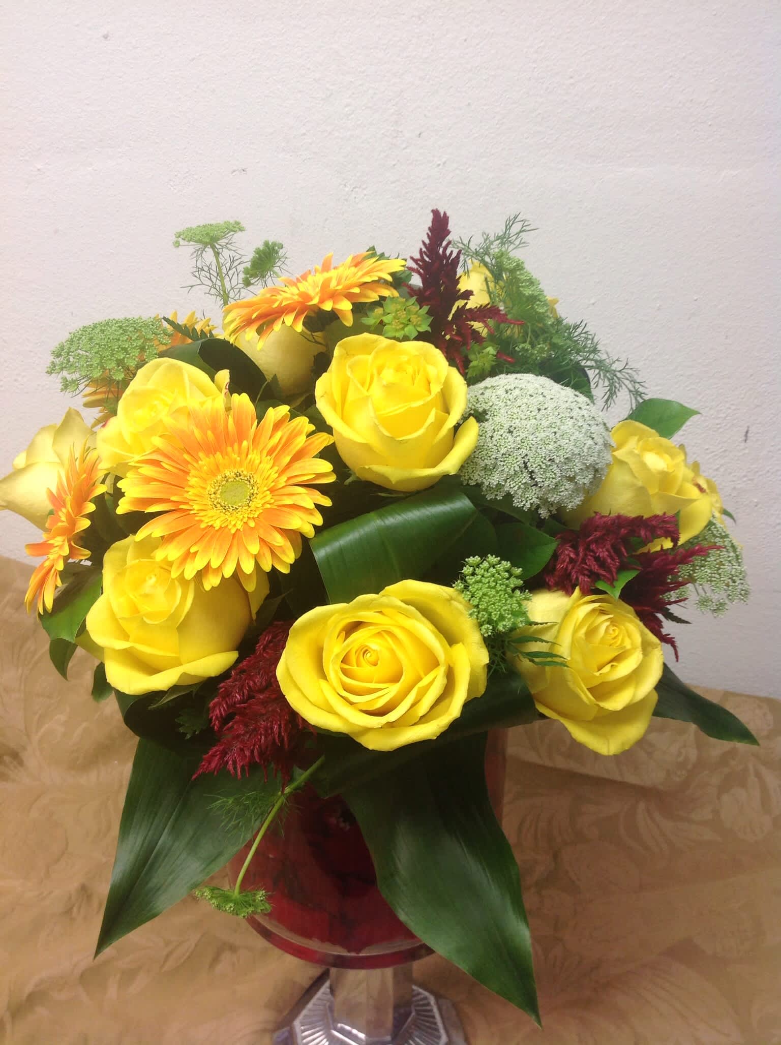 sunshine cylinder  - Roses.