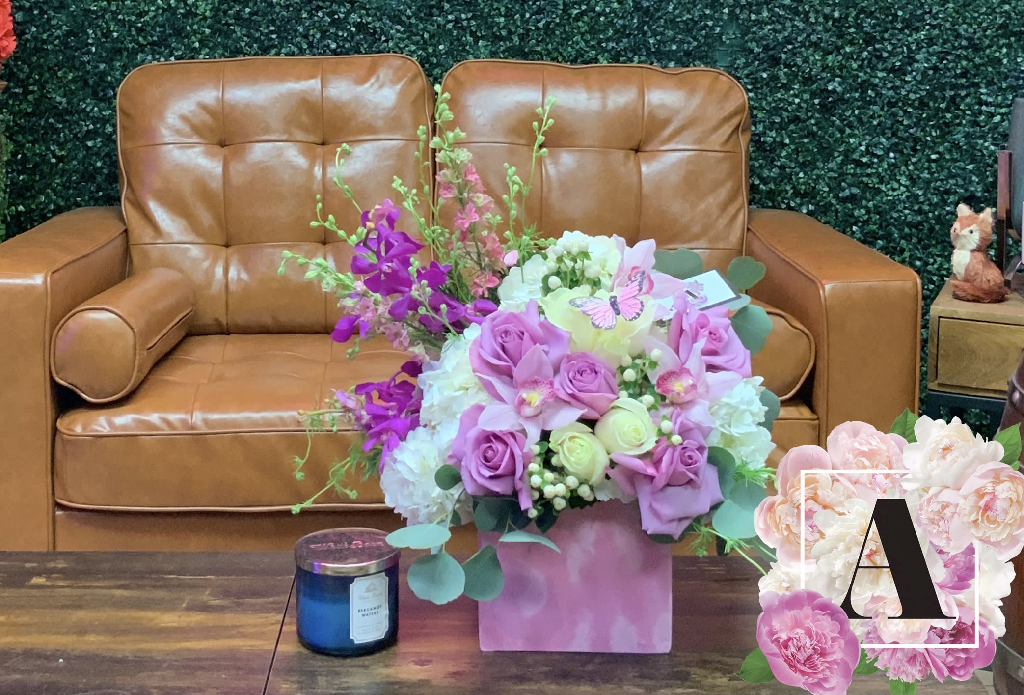 Butterfly Hat Box - Flowers will come approximately as shown. box color may vary upon availability 