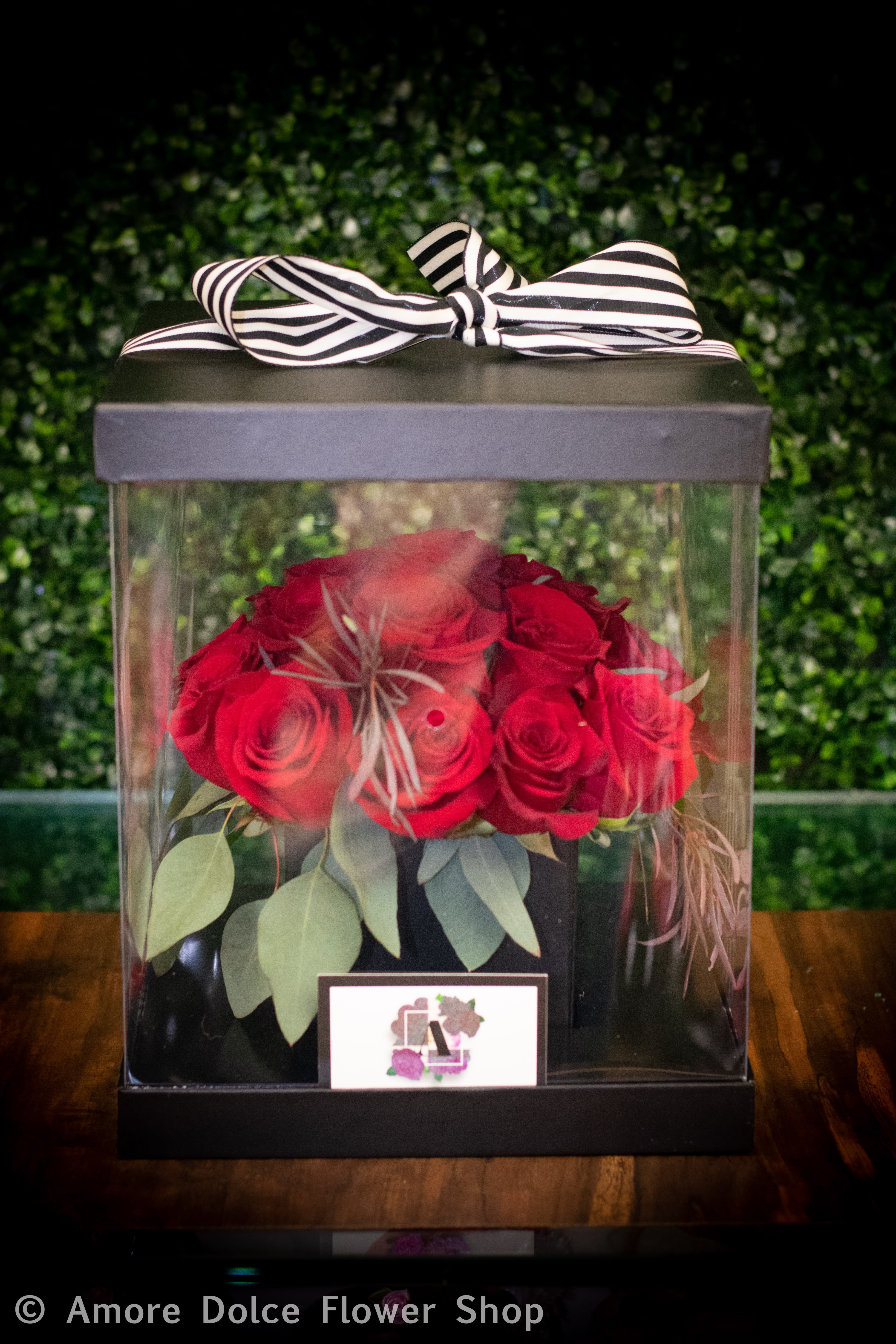 modern style box  - Everyone get the traditional roses this is a dozed roses that she will never forget.  
