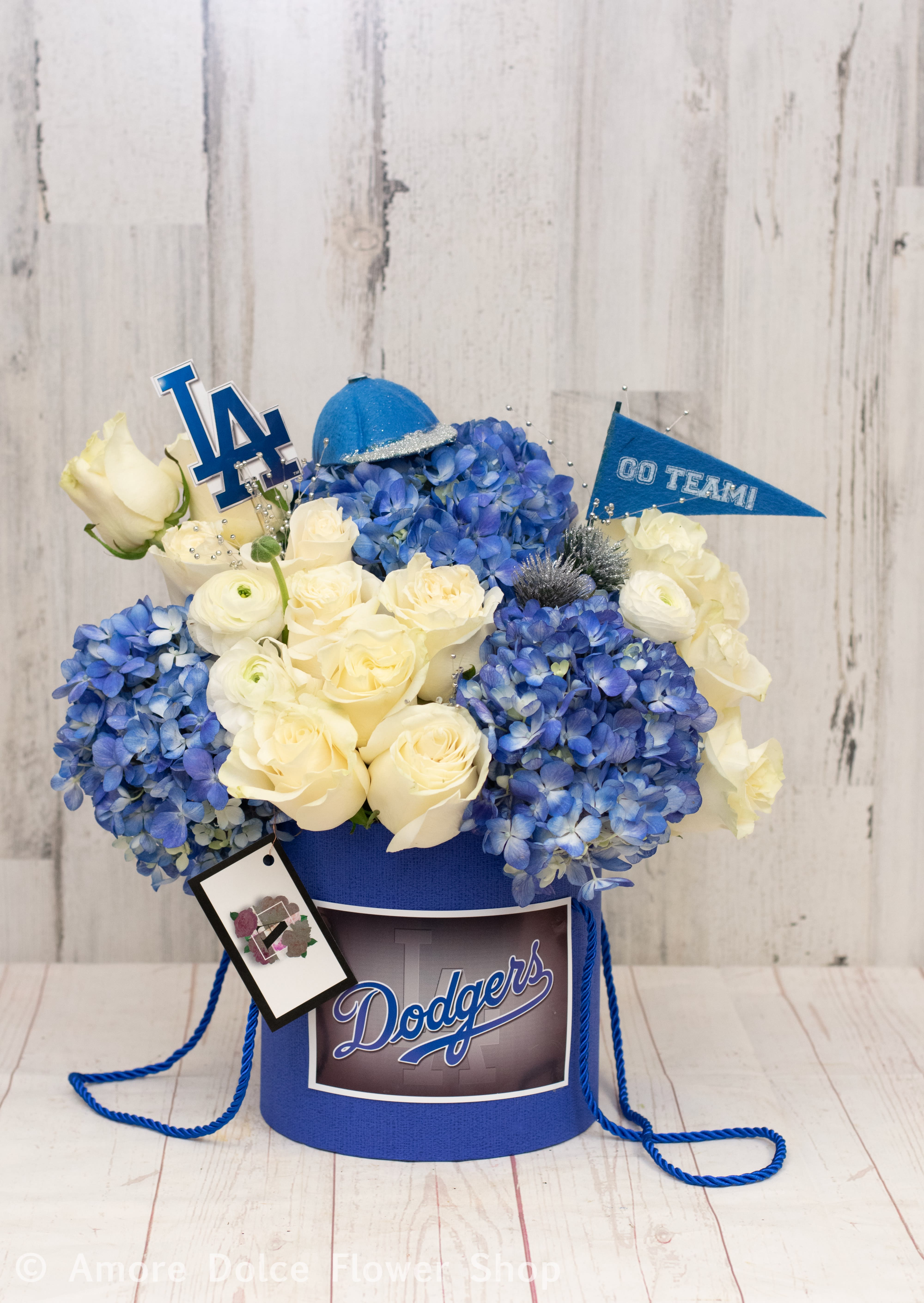 Team Spirit dodgers  - Replica  Dodger Theme hat box.The best florist in Montebello ca 90640. la baseball             Flower delivery montebello ,Whittier,Pasadena,Downey,Pico Rivera,la habra,downtown ,los angles   Flower delivery montebello ,Whittier,Pasadena,Downey,Pico Rivera,la habra,downtown ,los angles 