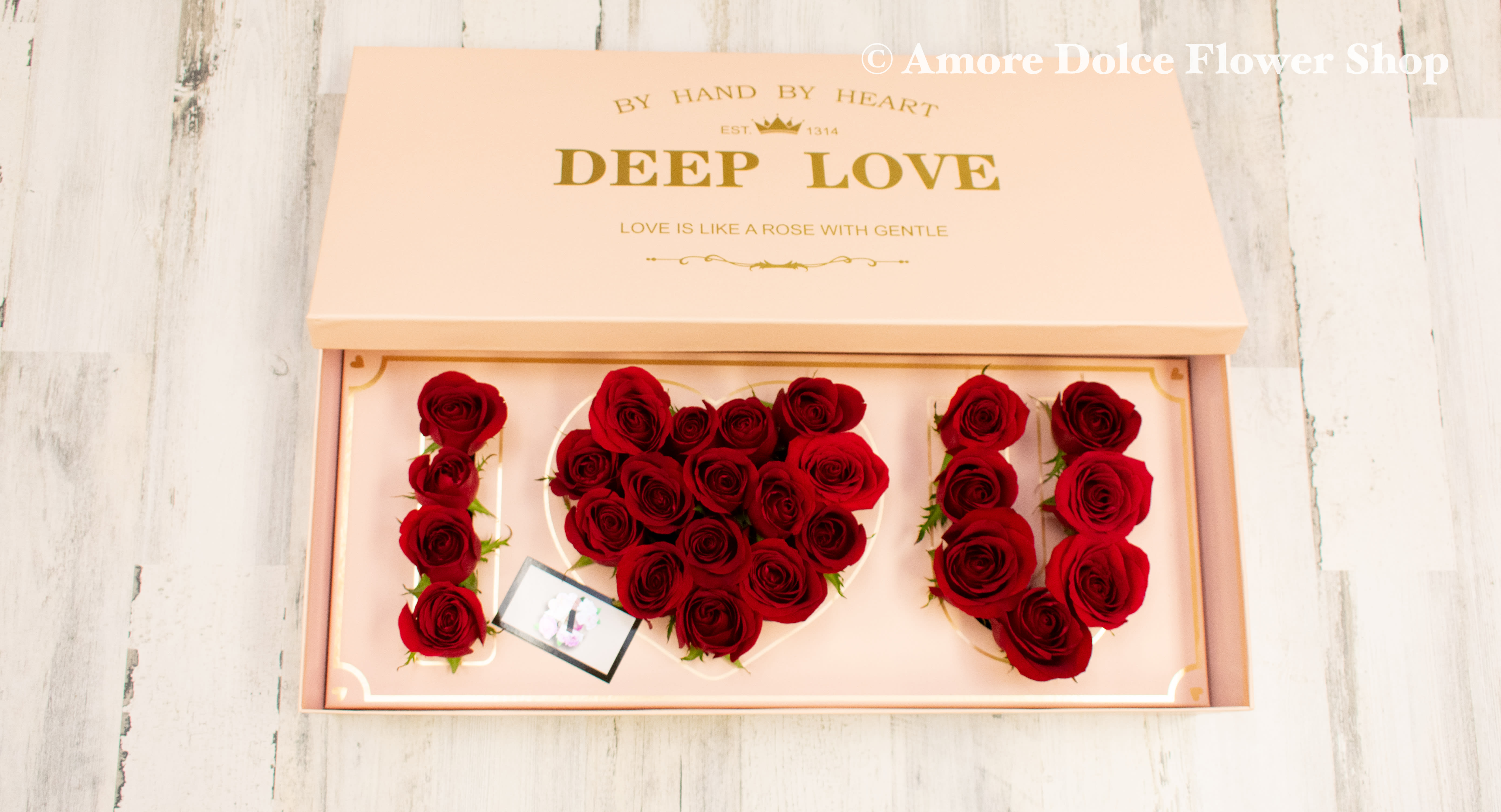 Hat Box of Love Flower Arrangement - Hat Box of Love Flower Arrangement  . pink box out of  stock  black box available only   Hat Box of Love: A perfect gift with a surprise that will amaze your loved one.  When they open the amazing box to find the most exquisite Ecuadorian Red Roses. This pavé rose arrangement in a Parisian style hat box is sure to dazzle the love of your life! Made with our premium red roses and available for delivery or instore.    Flower delivery montebello ,Whittier,Pasadena,Downey,Pico Rivera,la habra,downtown ,los angles  