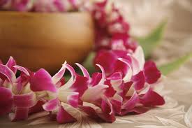Bombay Lei  - Our Bombay orchid leis are a beautiful way to celebrate a special someone. 