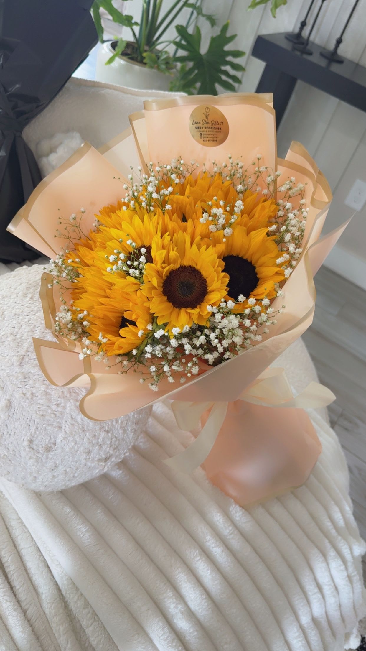 Shine sunflower  - Premiums Sunflowers Bouquet! 