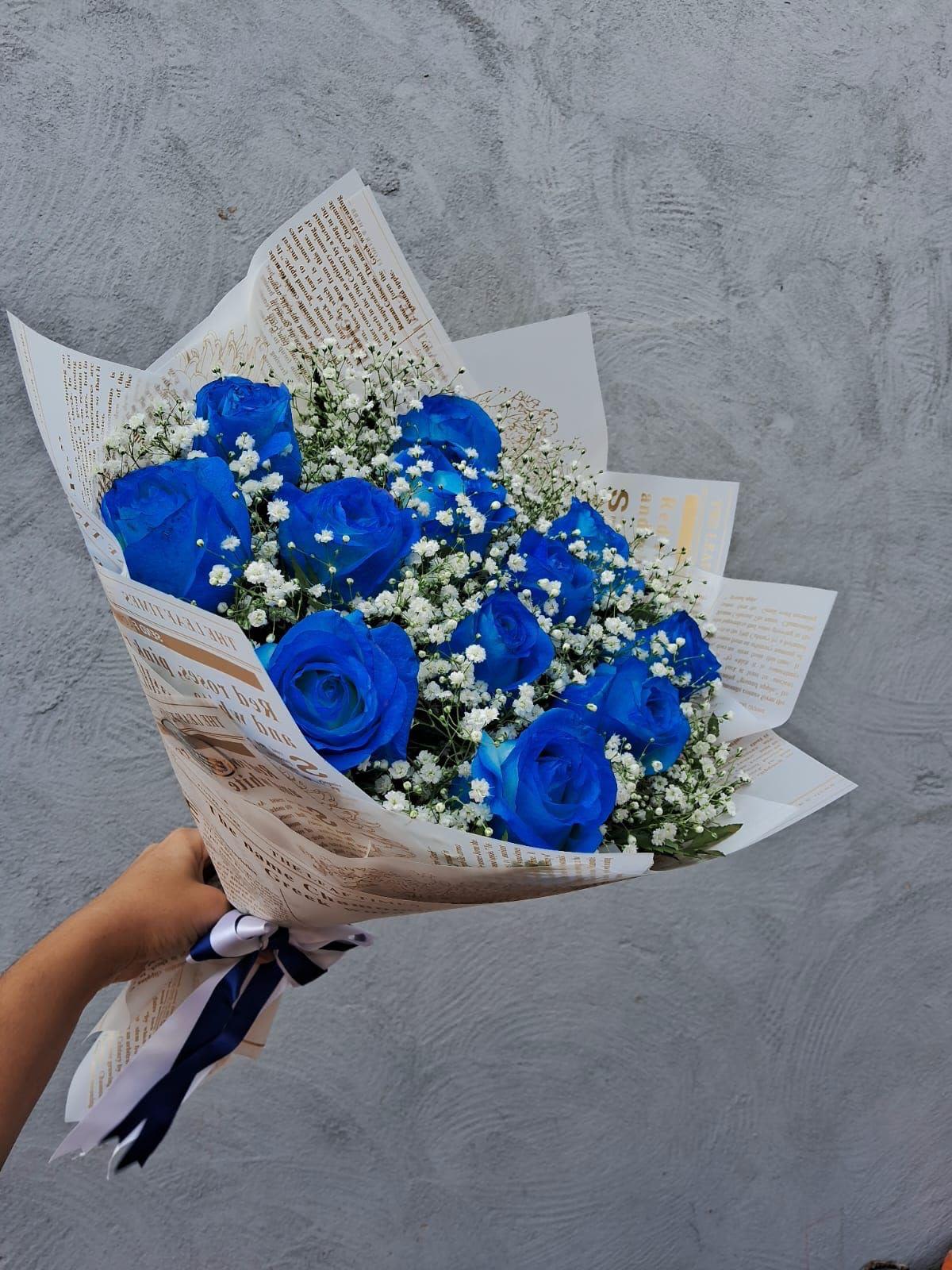 Graduation Blue Rose Bouquet – Korean Wrap &amp; Cloud Style - Celebrate graduation with this elegant bouquet of 12 blue roses, wrapped in premium Korean paper with a trendy cloud-style design. A modern and unforgettable gift perfect for congratulating your graduate on their big achievement. Stylish, unique, and photo-perfect for graduation day. ️