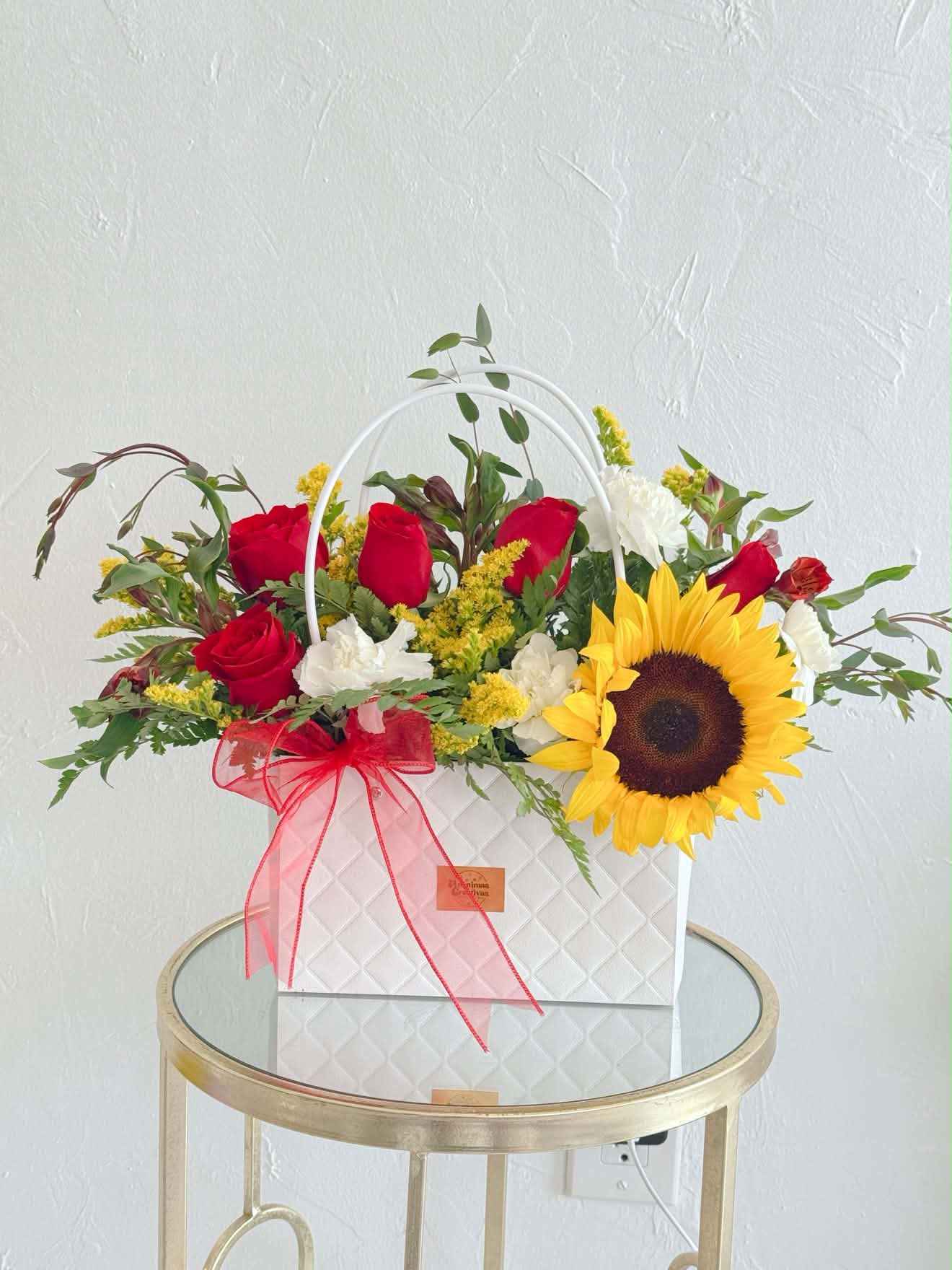 Bag Paula - Hermosa bolsa con flores primium.