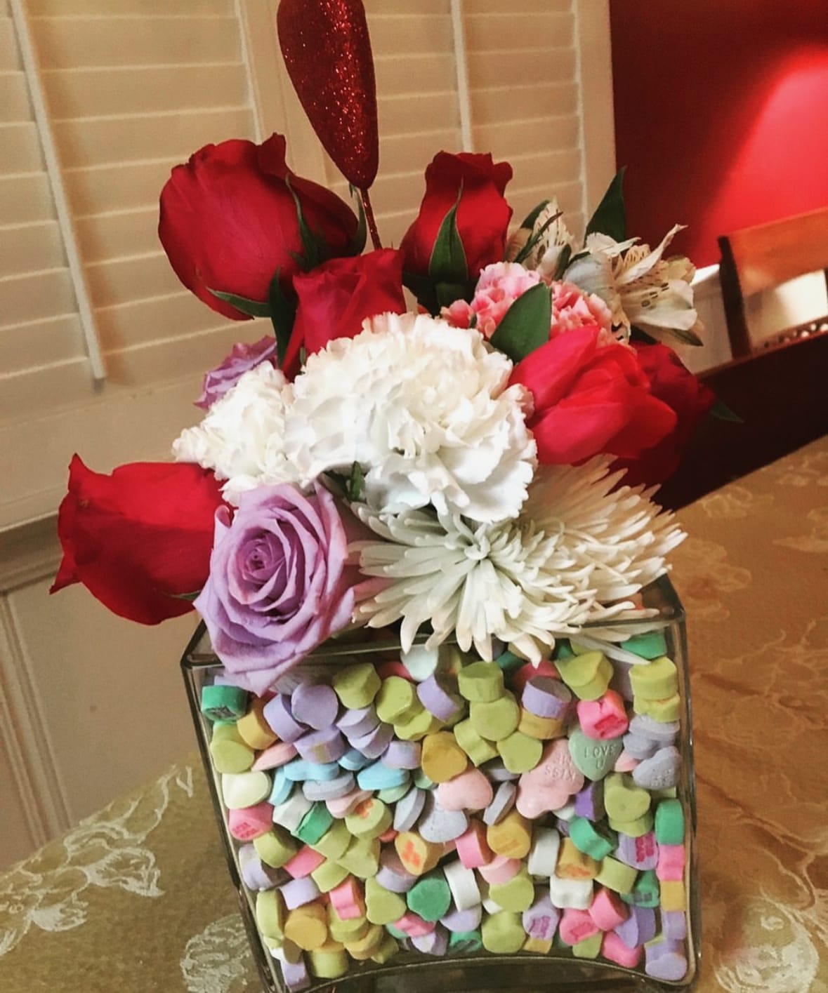 Valentine's Day Centerpiece - Valentine's Day Centerpiece