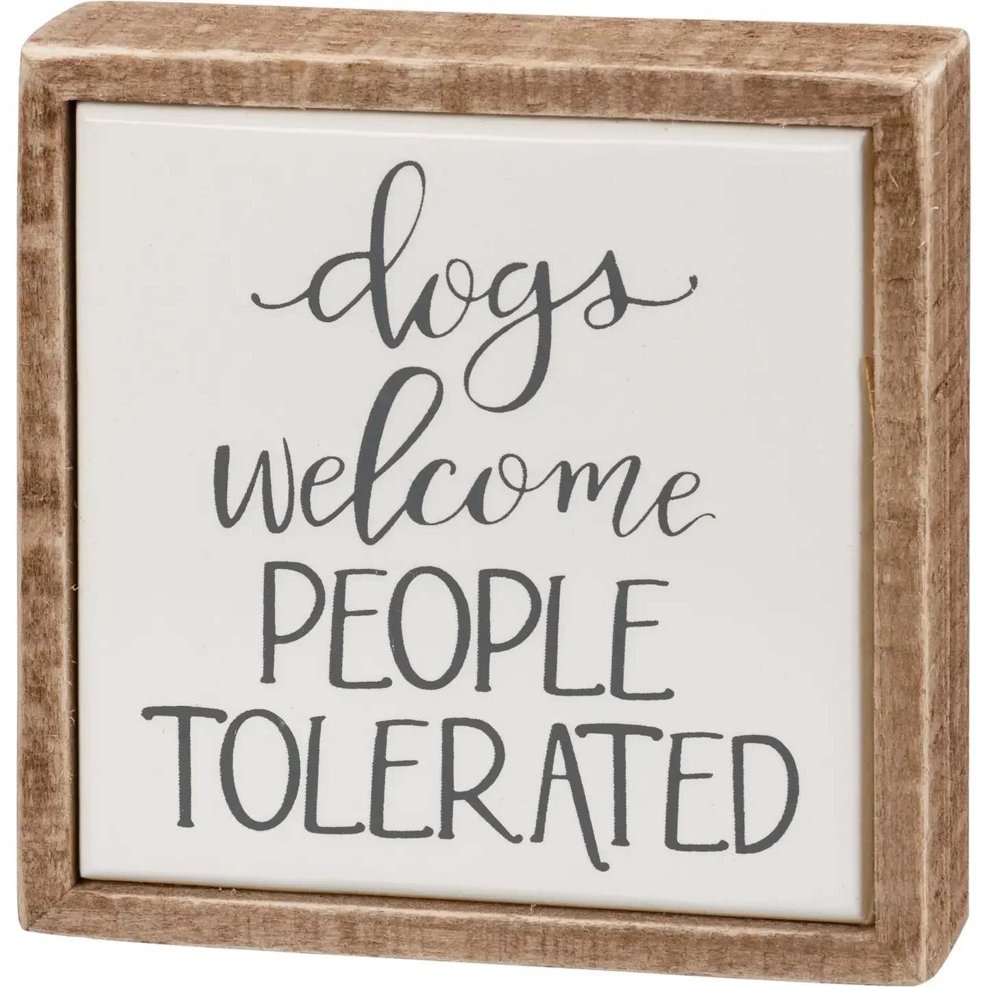 Dogs Welcome Box Sign - Easy to hang or stand alone box sign is perfect for dog lovers