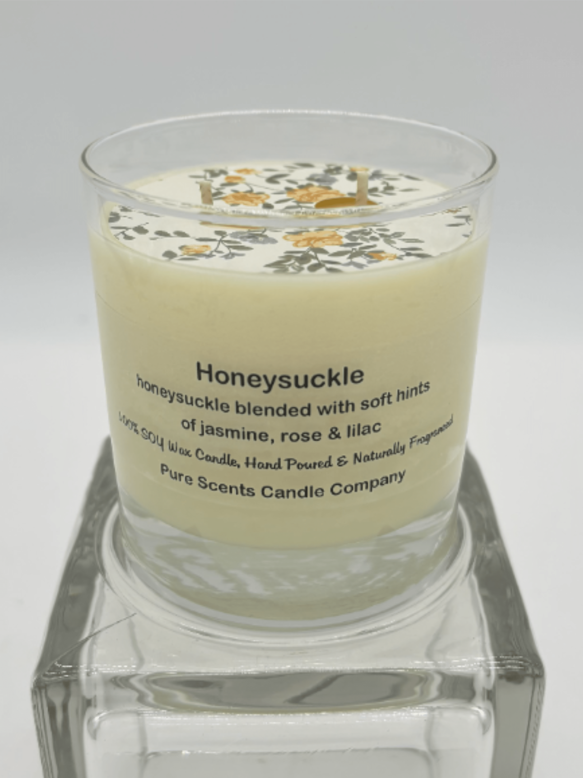 Honeysuckle 9oz Candle - Honeysuckle blended with soft hints of jasmine, rose &amp; lilac 