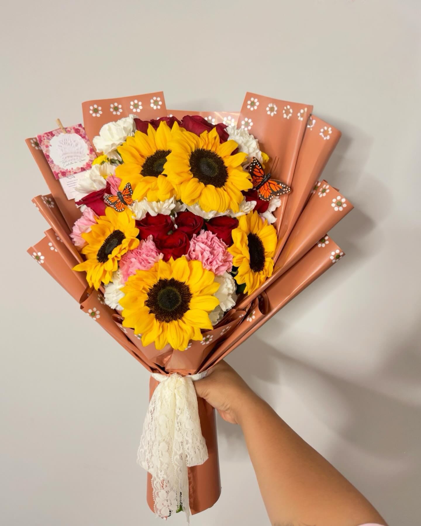 Ollita Bouquet - Mixed flower bouquet 