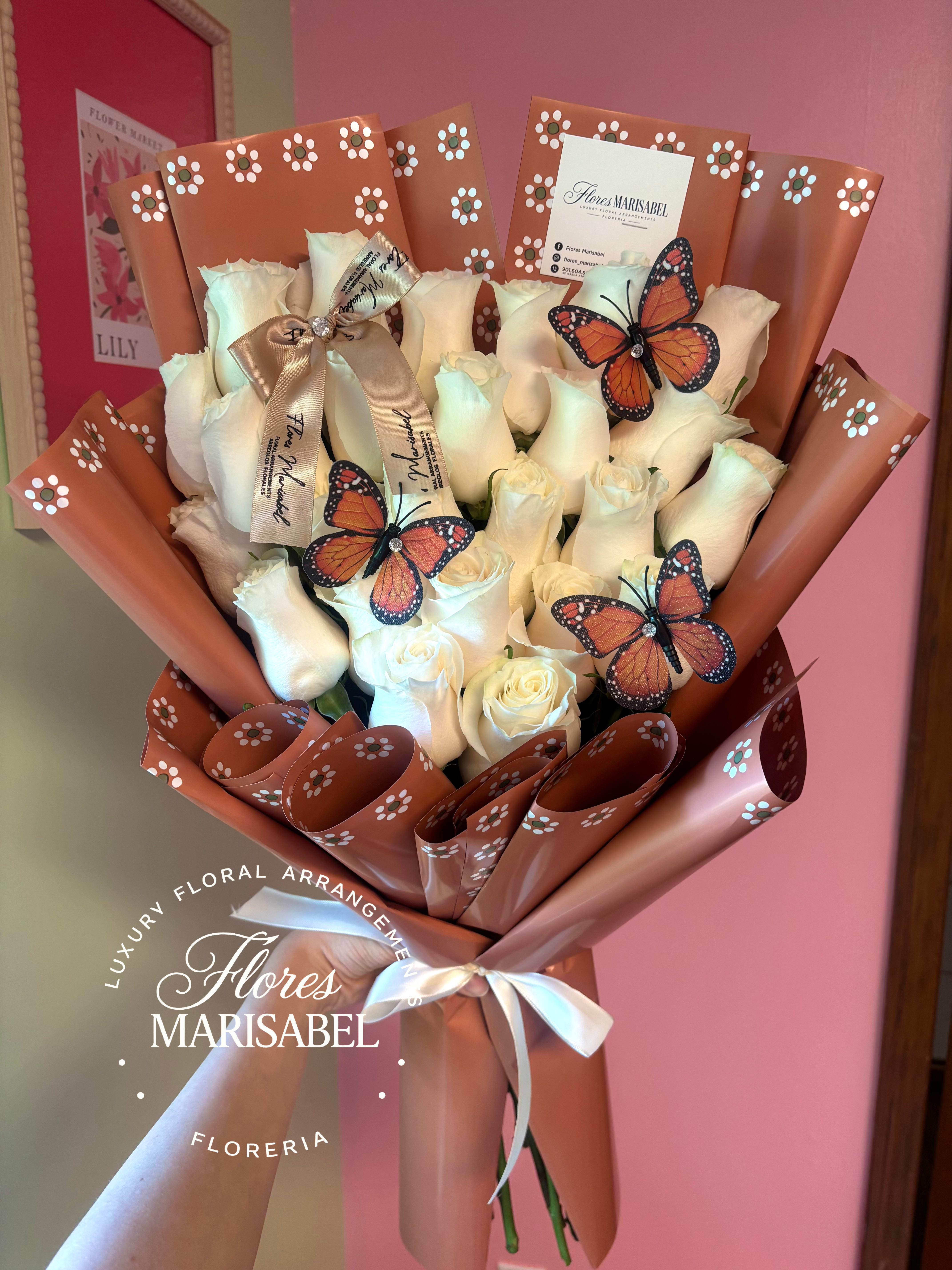 Monarca bouquet  - 24 white roses with monarca butterflies 