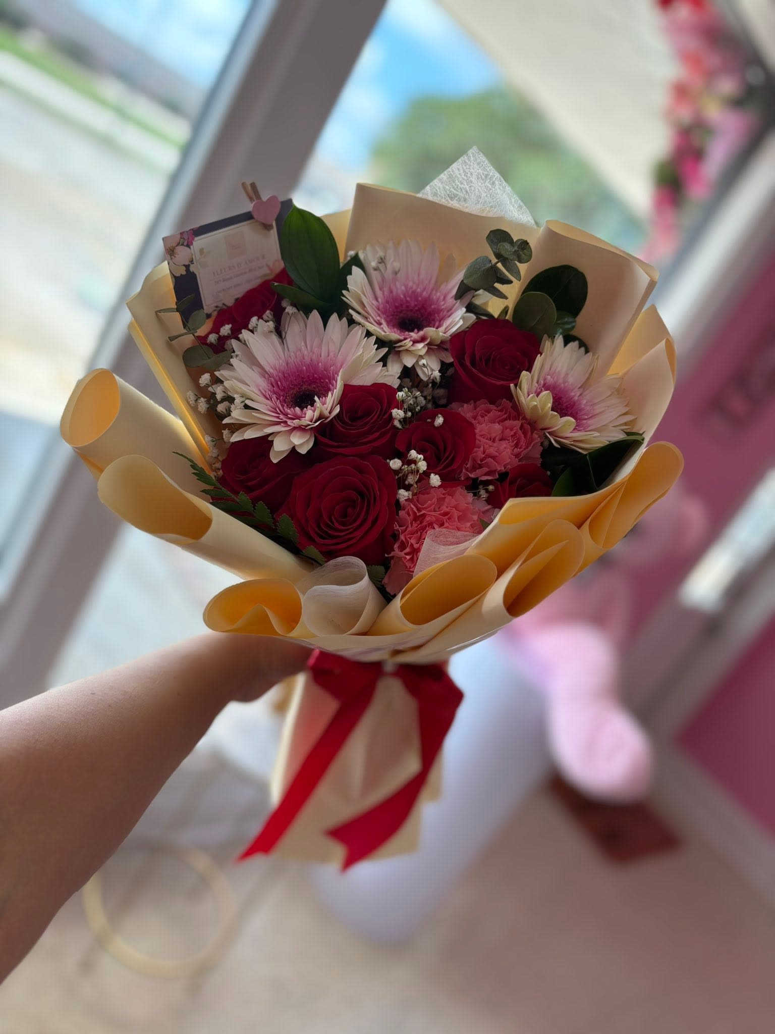 sunday special - red roses with gerberas