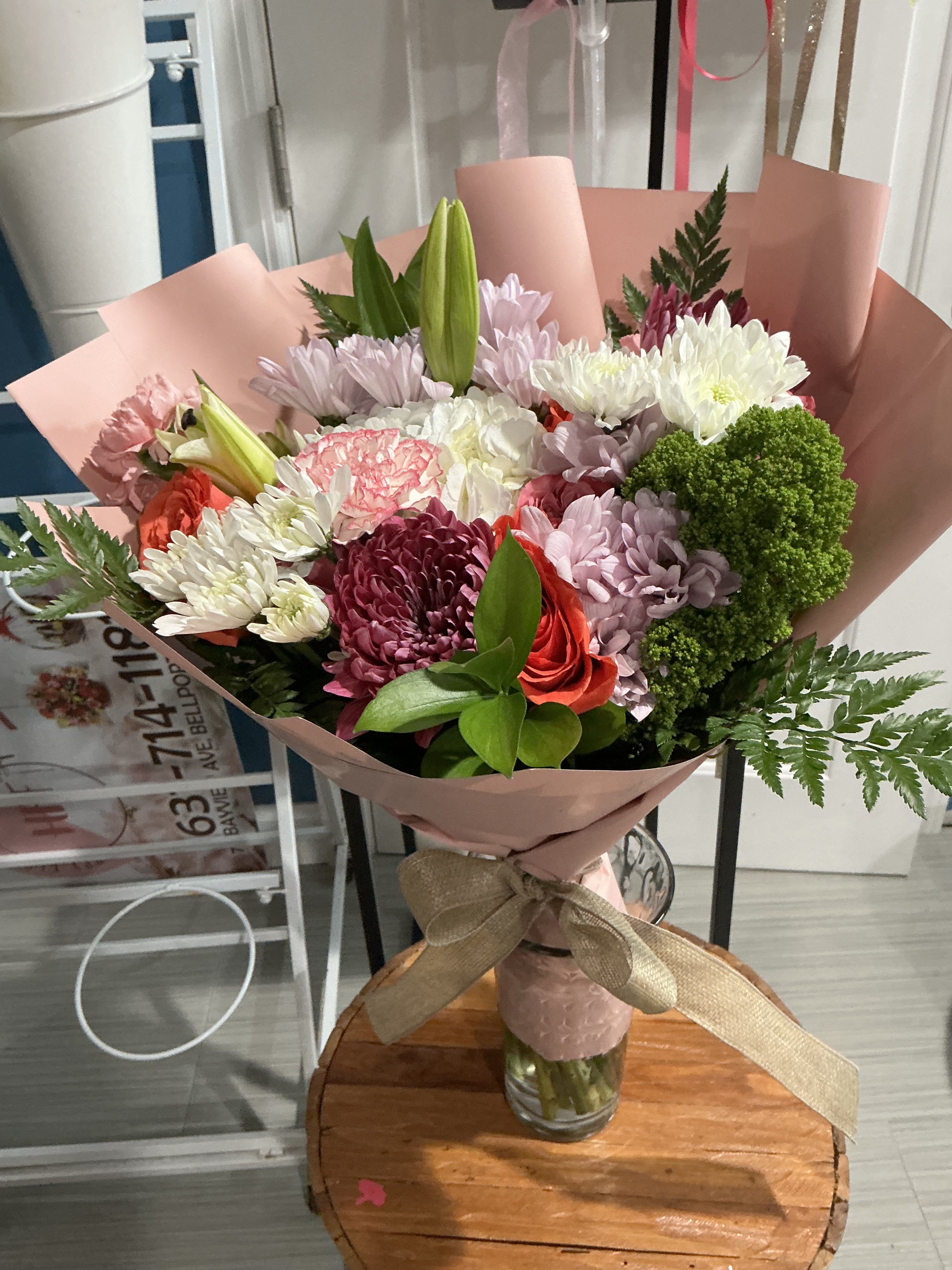 Summer bouquet  - Summer bouquet a color palette to celebrate a fantastic summer or delight that special person an any special events    Not vase included 