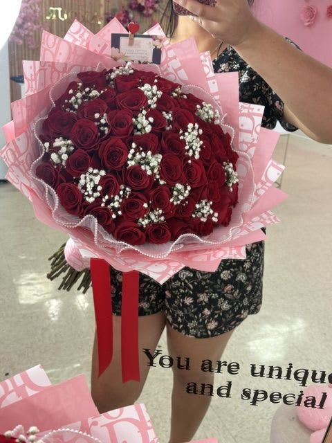 eternal love - 50 red roses