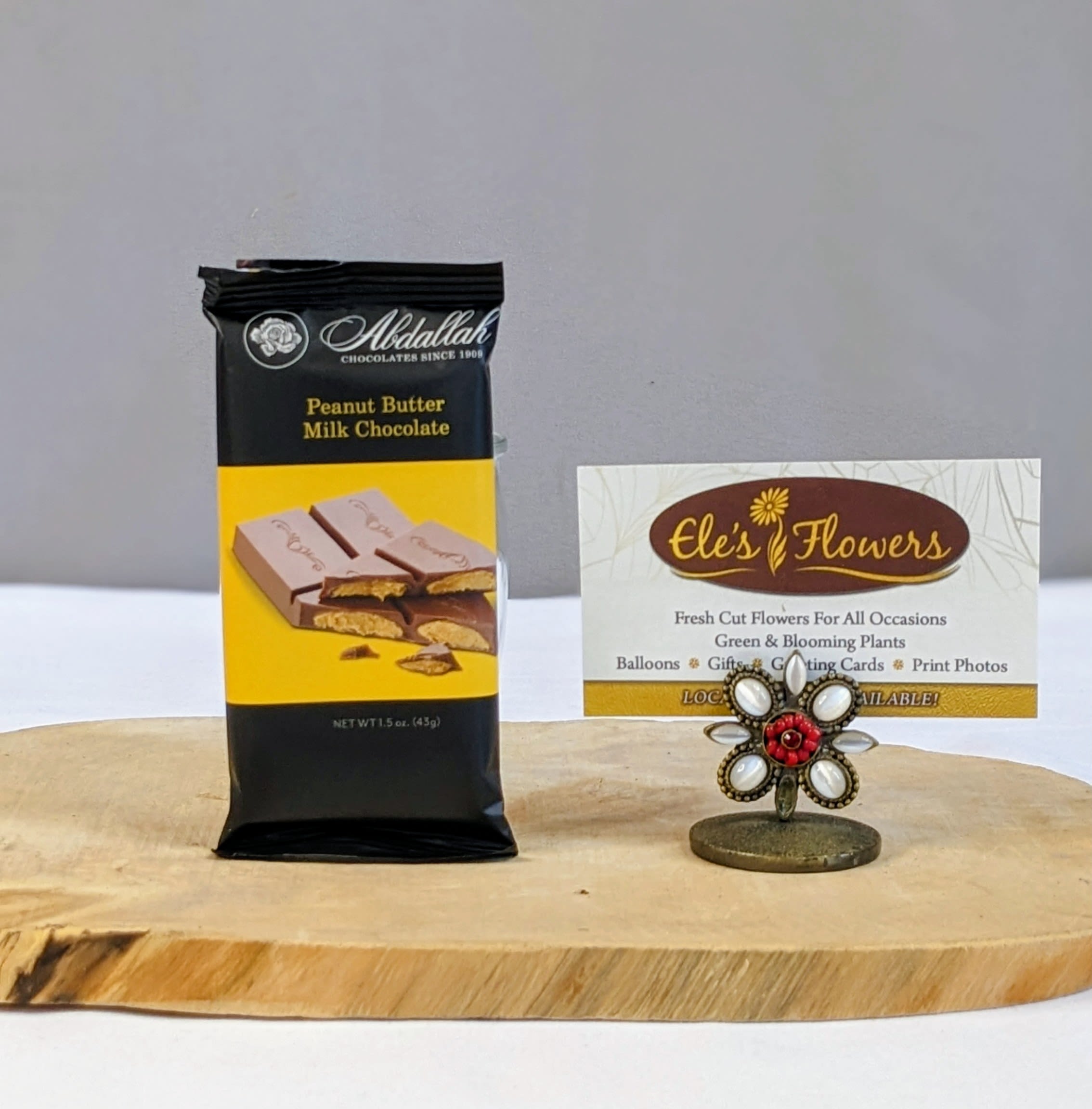Peanut Butter Milk Chocolate Bar - 1.5oz - A small delicious Peanut Butter Milk Chocolate Bar