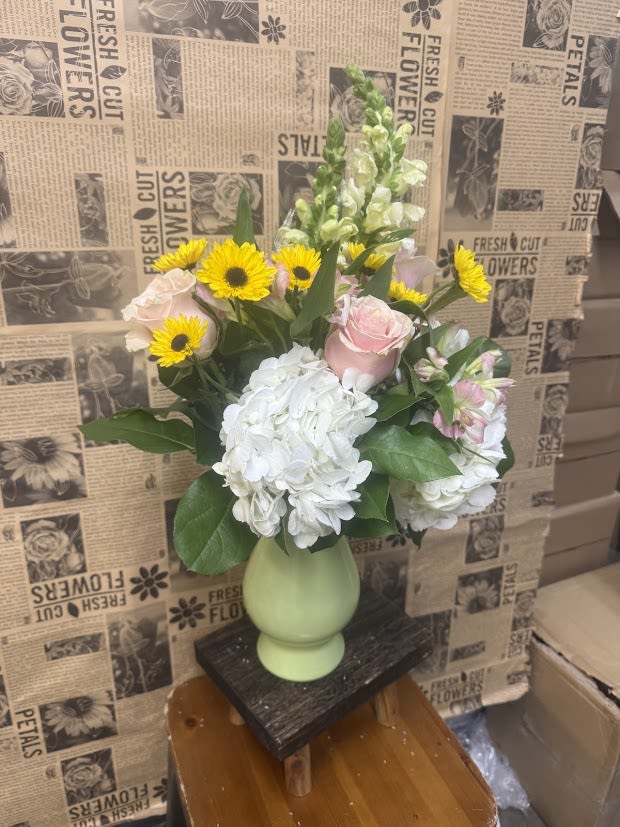 Grace &amp; Beauty - Vased Arrangement