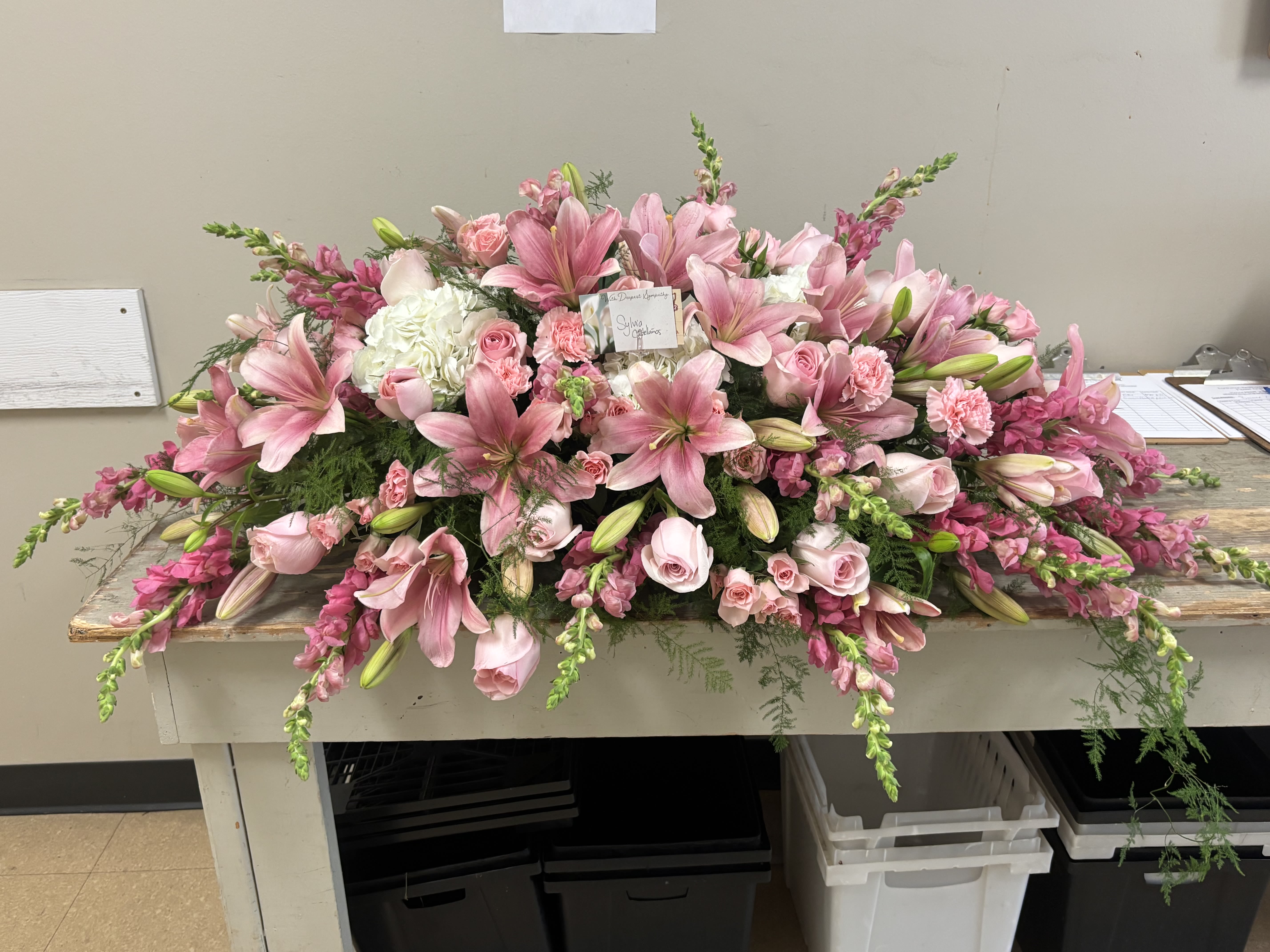 Fully pink casket  - Casket mix pink 