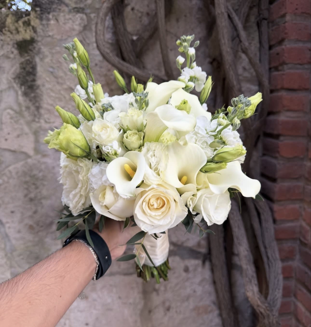 all white - bridal bouquet