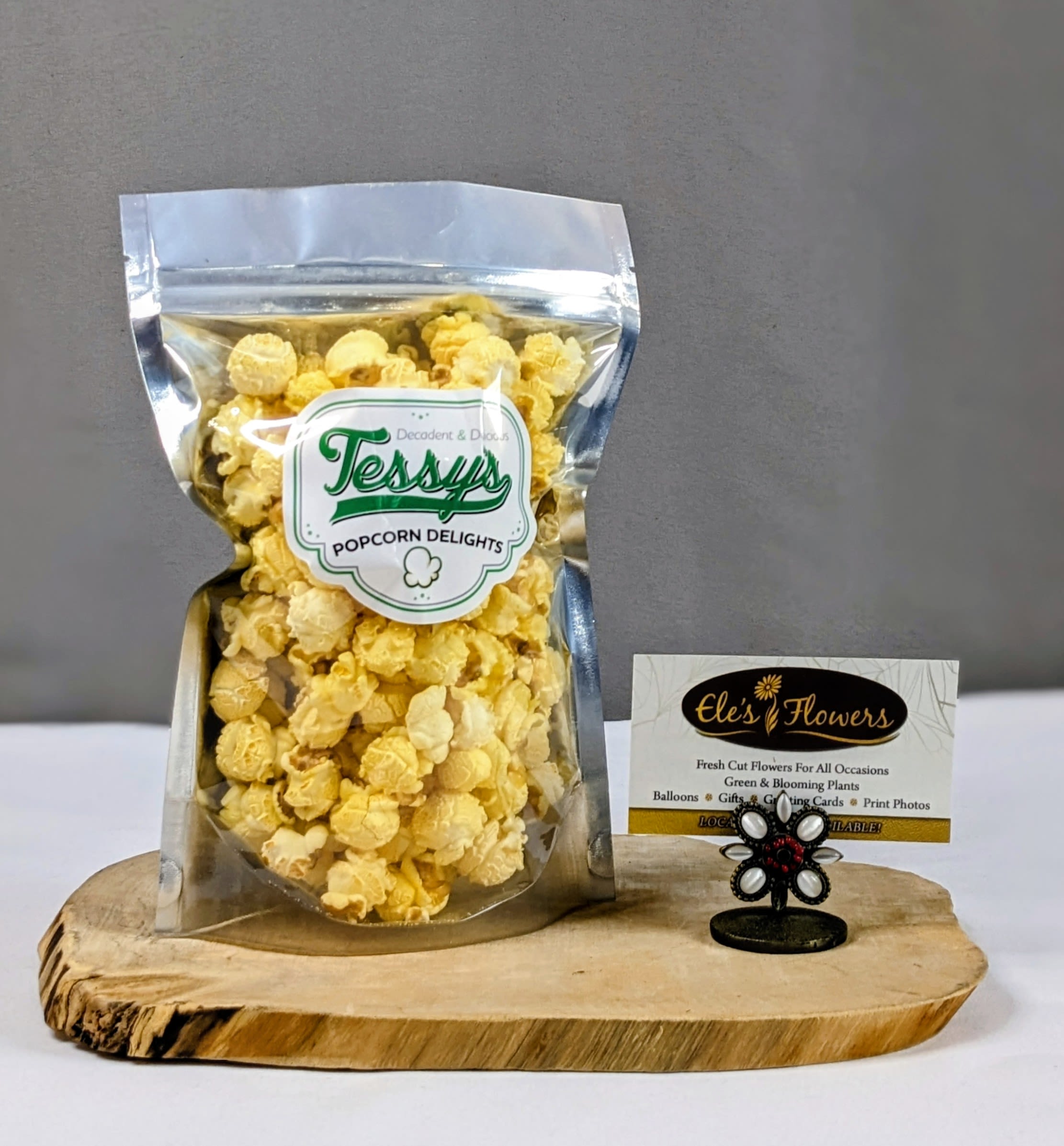 Tessy's Popcorn - Movie Style  - Indulge in movie theatre popcorn at home! Grab a bag of Tessy's Classic Movie Theatre Popcorn! Includes 1 small bag of fresh buttered popcorn. 