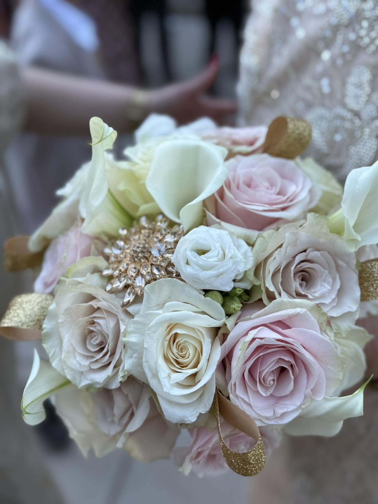 BLUSH  Bouquet  - Blush loveliness in 3 different shades. 