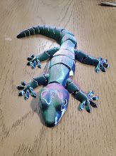 Playfull lizard - Small playful reptile figure in green, purple &amp; blue - single toy lizard included with simple gift wrap