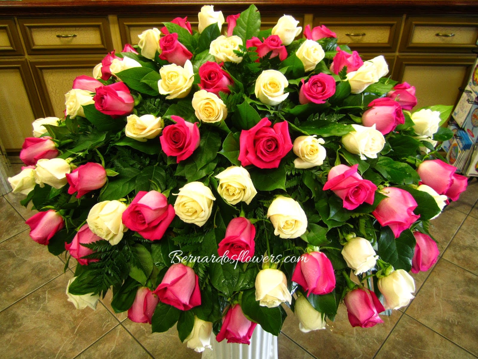 White &amp; Pink Rose Casket Piece - White &amp; Pink Rose Casket Piece