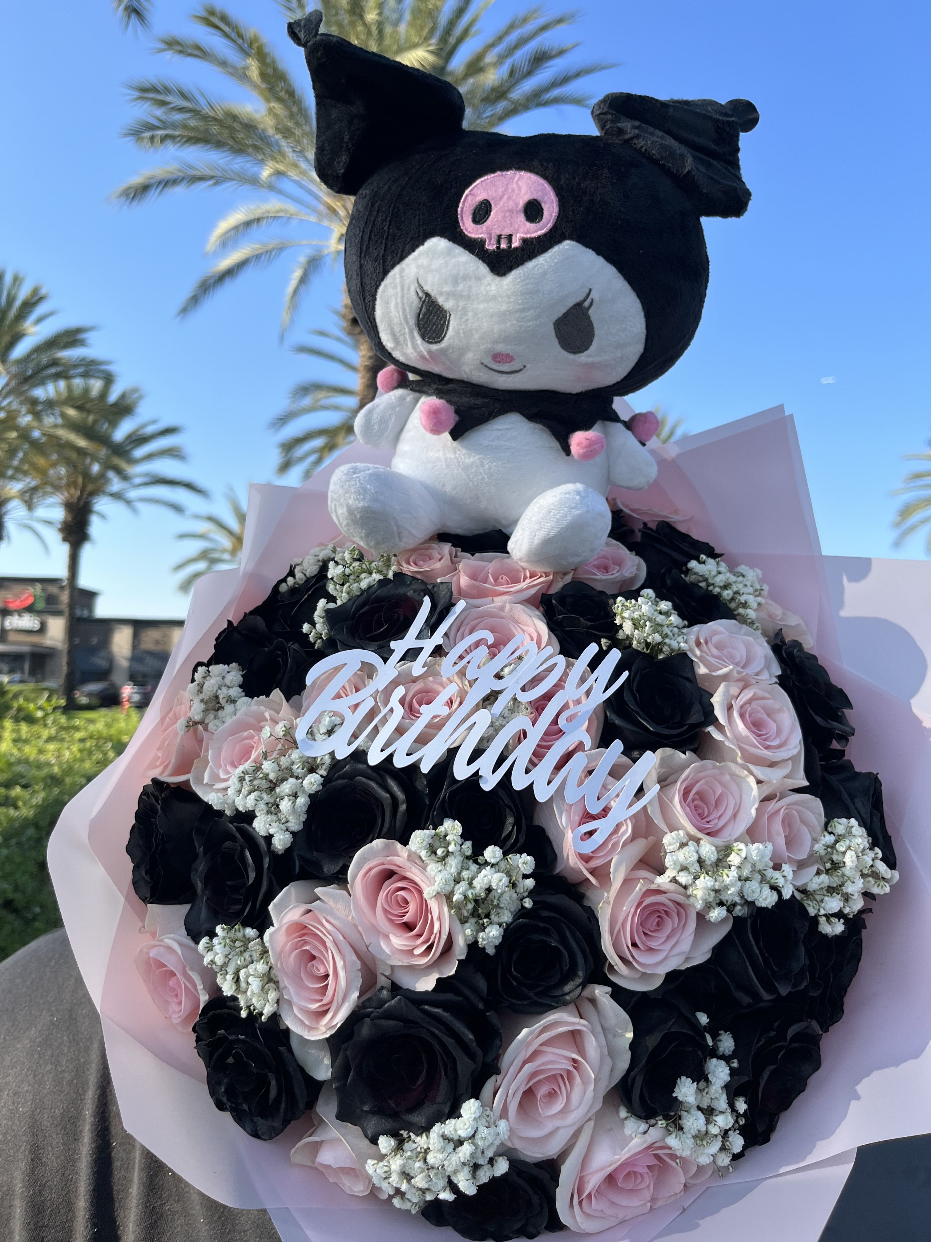 Kuromi Black &amp; Pink  - 50 Black and Pink roses with special topper and Kuromi plushy