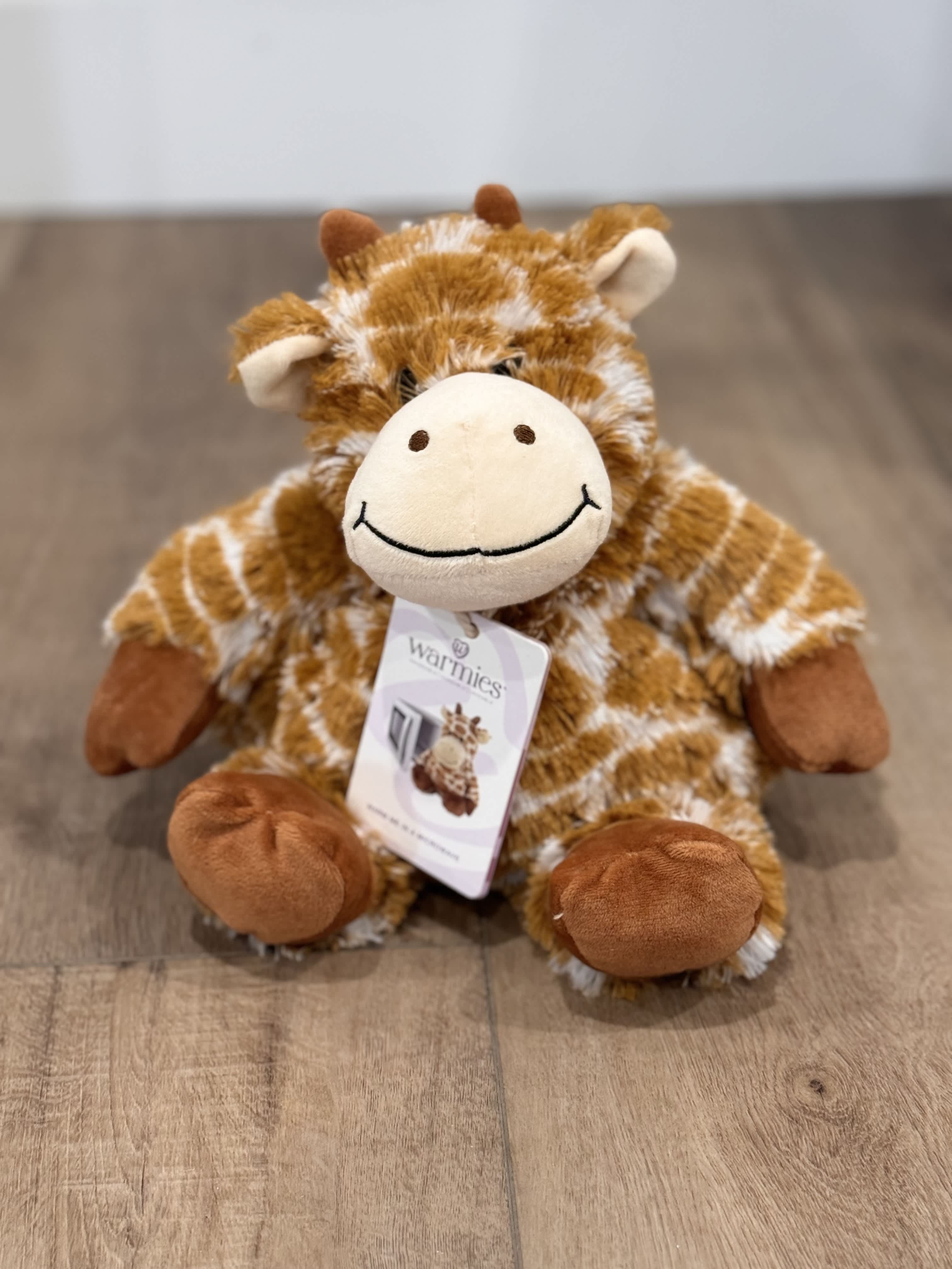 Giraffe Warmie - Warm me in the Microwave! Scented with Relaxing Lavender. Soothes, Warms, and Comforts