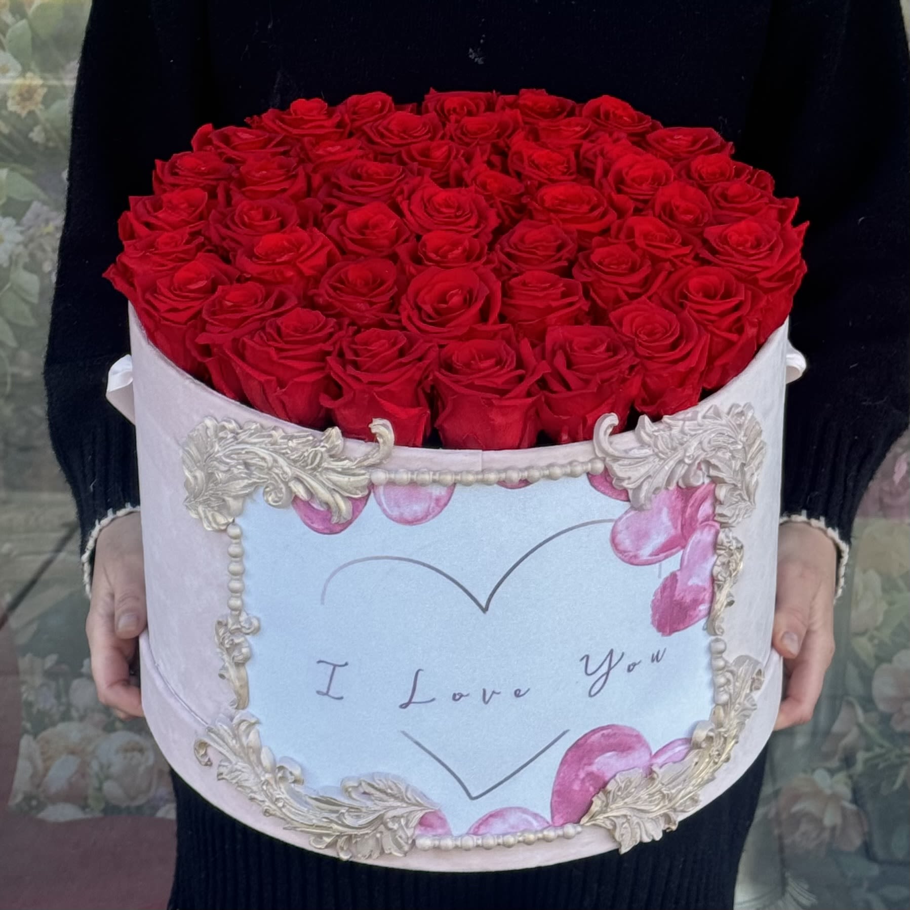 Red Eternity Roses in a special “I love you”box V - 45-50 preserved roses 