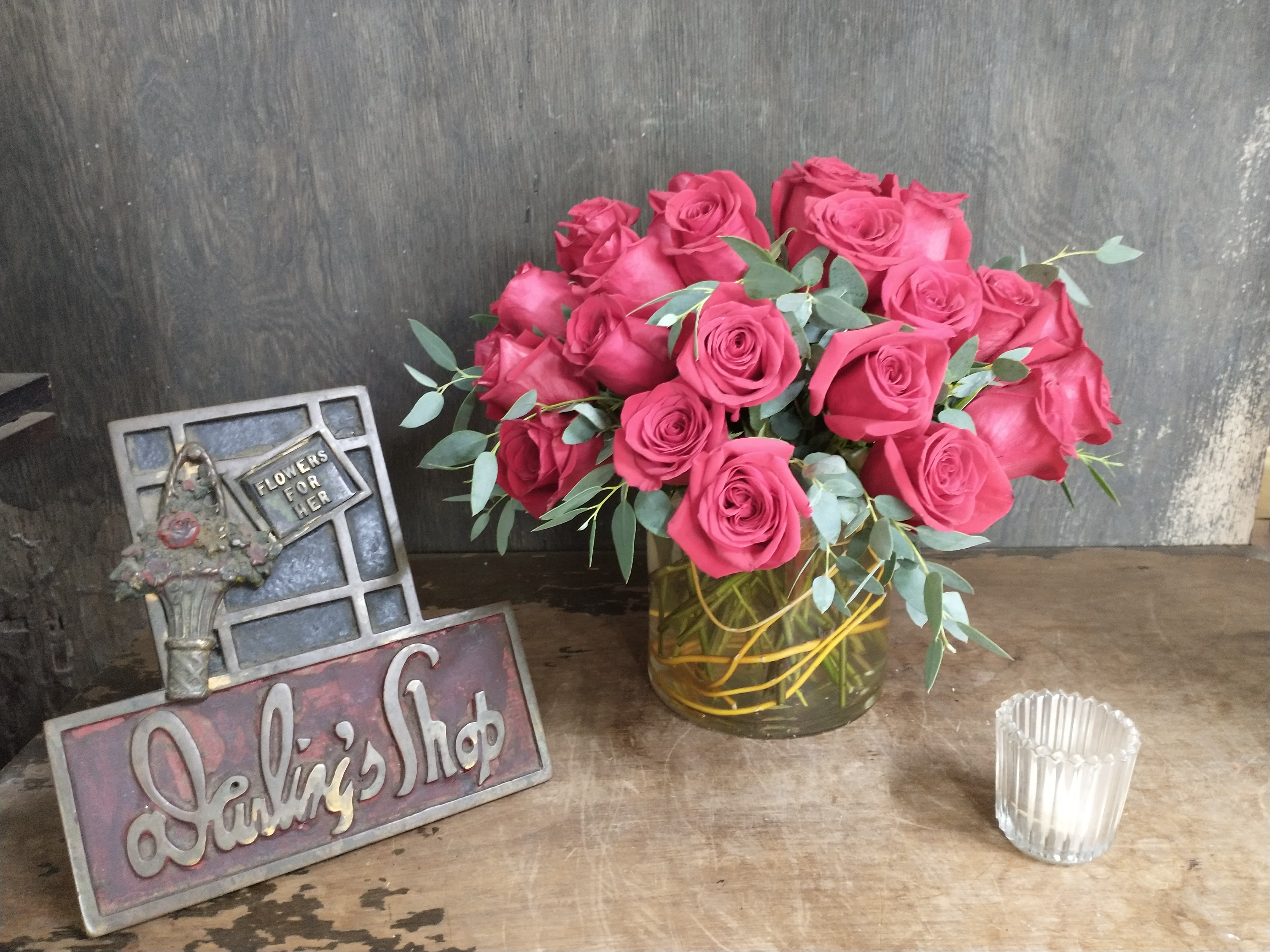 Rose special - 3 doz short stem red rose , nex t day delivery - Can also be done in mix colors. What we have available. order the day before needed