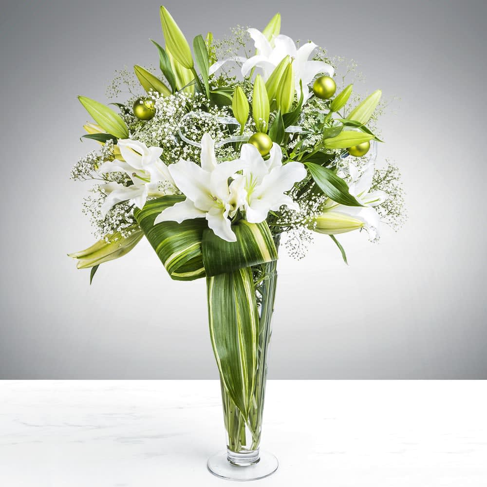 Standing Ovation By BloomNation™ - Do you know someone who deserves a standing ovation? Don’t stand up and start clapping for them, that would be weird. Instead, give them the floral equivalent with this Standing Ovation arrangement. Show your appreciation without making it weird. Order this arrangement today.  