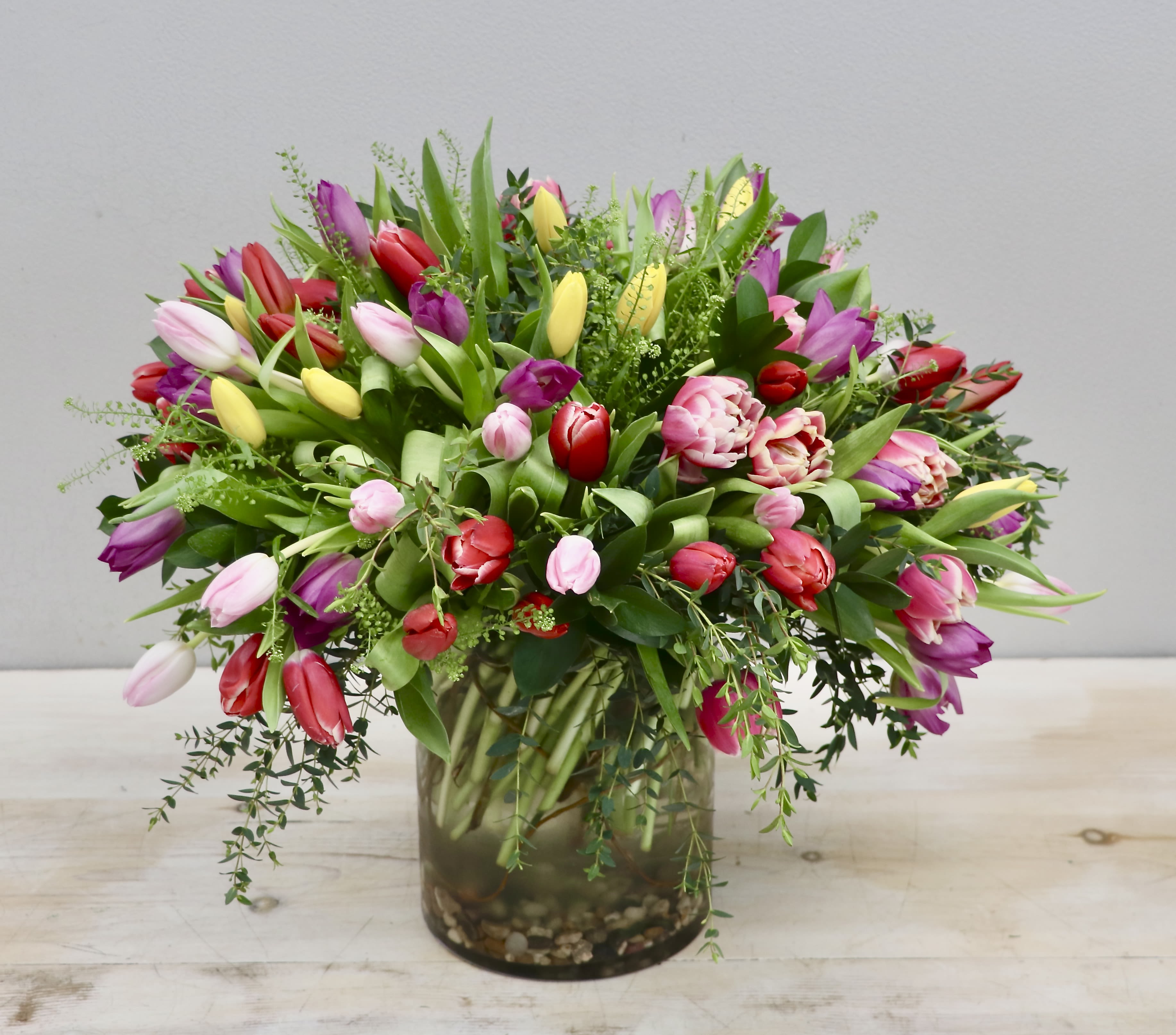 Chic Tulips - Glendale Flowers - We've bundled up spring's most loved bloom -tulip- to create a modern and sleek look. 