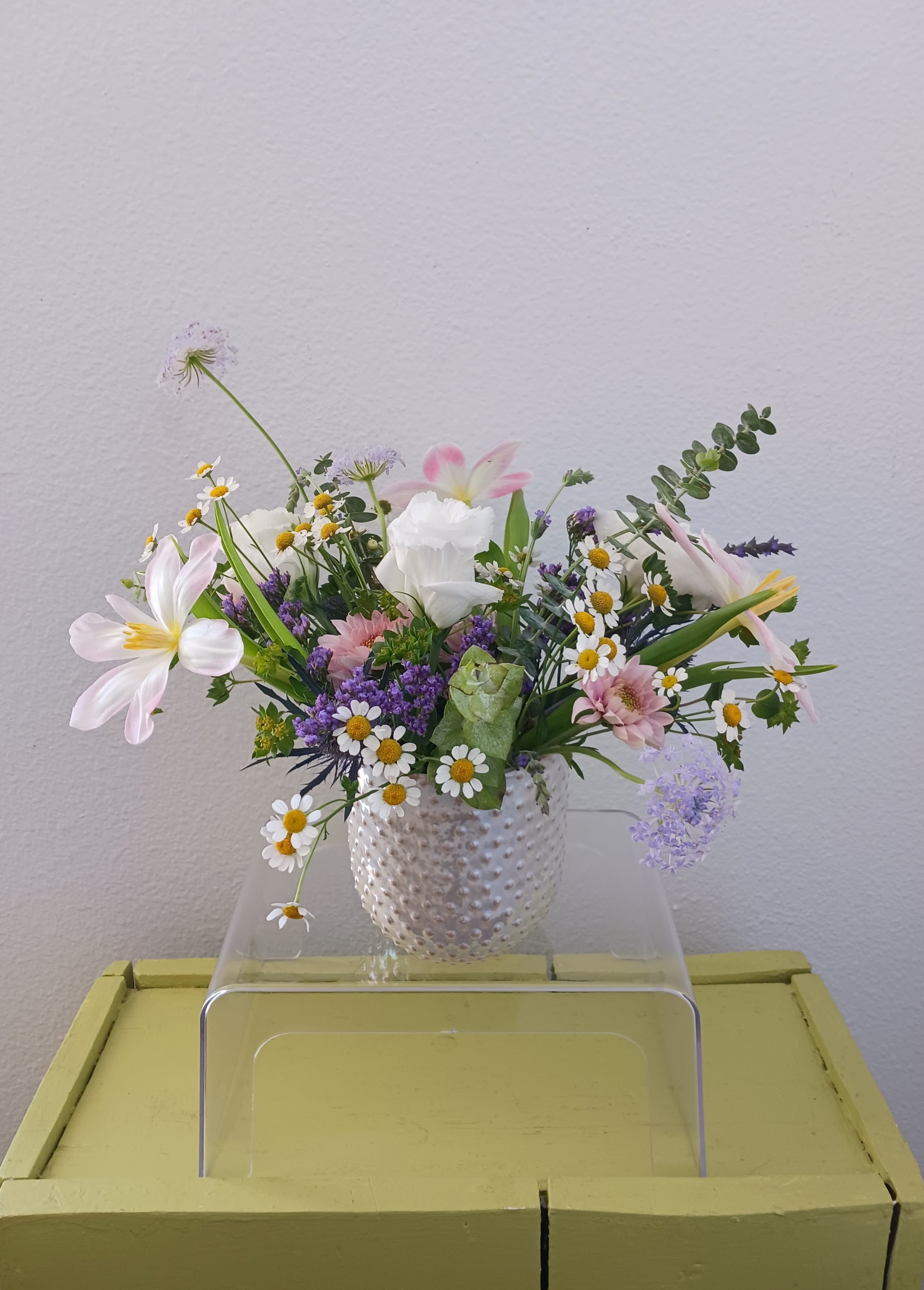 Garden Pickings - A little somethin somethin to celebrate any occasion! This cute arrangement comes in an iridescent ribbed glass vase and gives off a simple summery vibe. Perfect for when you don't want to overdo it but do a little something! 