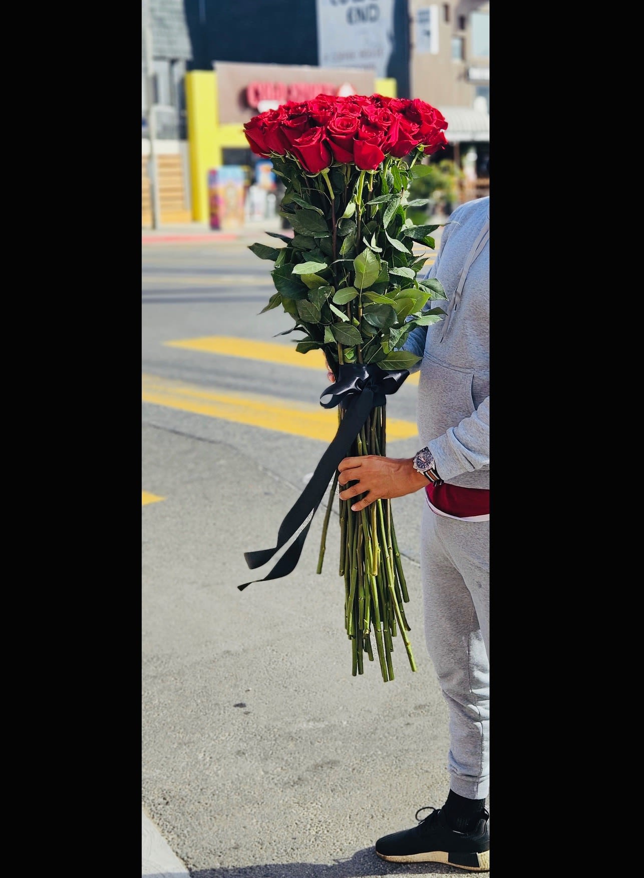 Venetian Rose - 50 Stems 110cm (43") premium Ecuadorian Roses,  