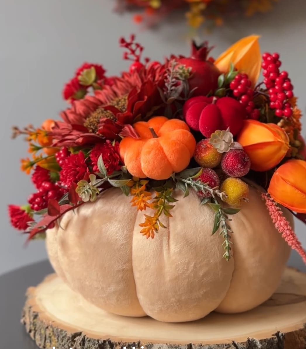 Scooby Pumpkin - Perfect present for this season pumpkin decorated with flowers