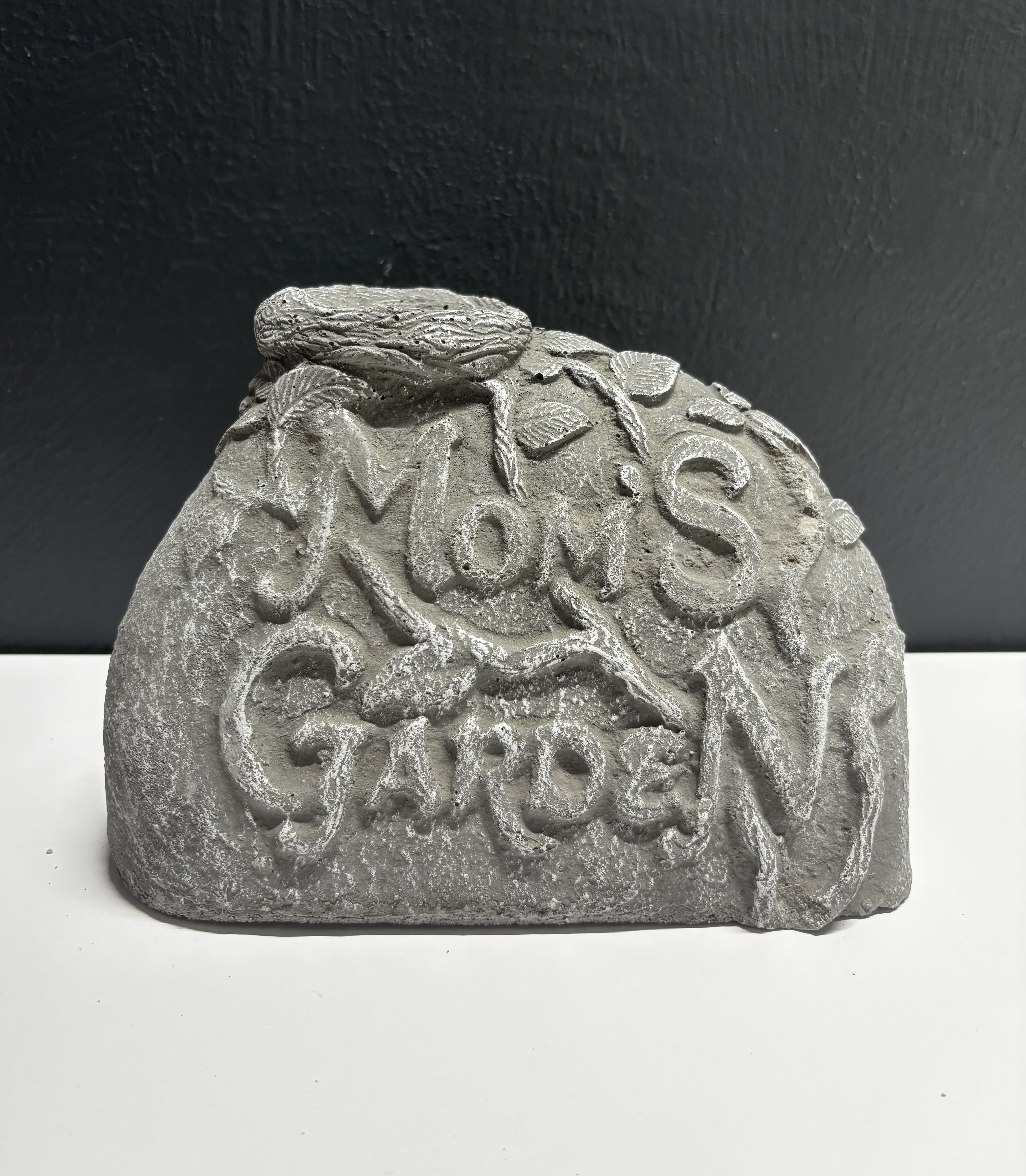 Mom's Garden - 8 inches long by 9 inches tall