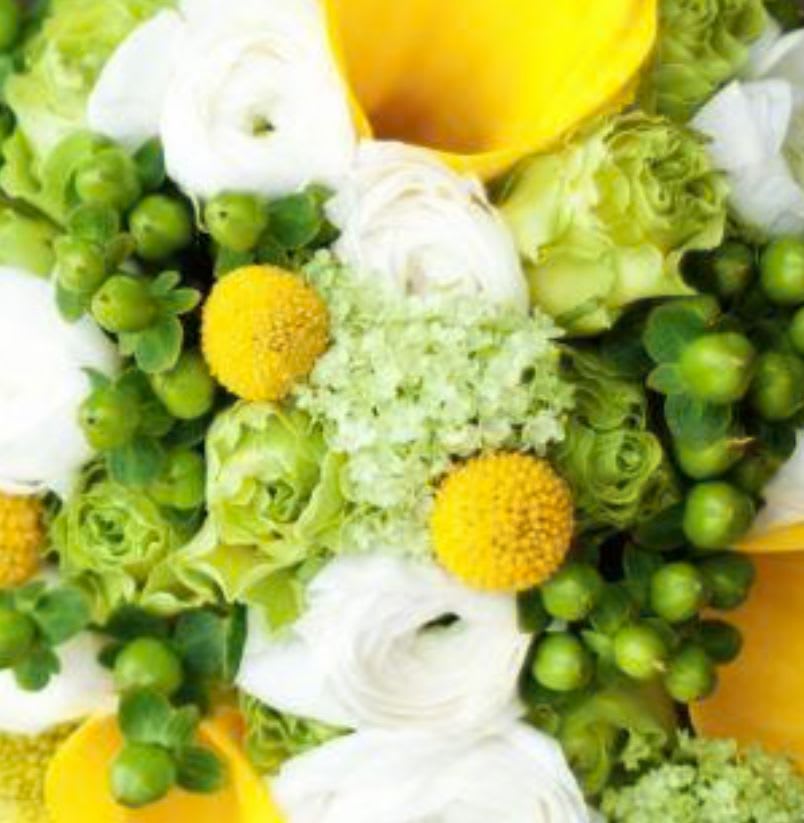 Mixed florist choice (Larger) - Premium and freshest flowers to make someone smile.