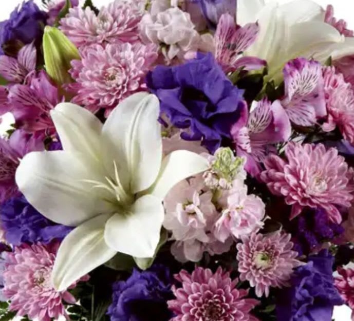Mixed florist choice - For when you don't know what to send or when you just want to send beautiful flowers.  Leave it up to one of our seasoned florists to put together something beautiful.  