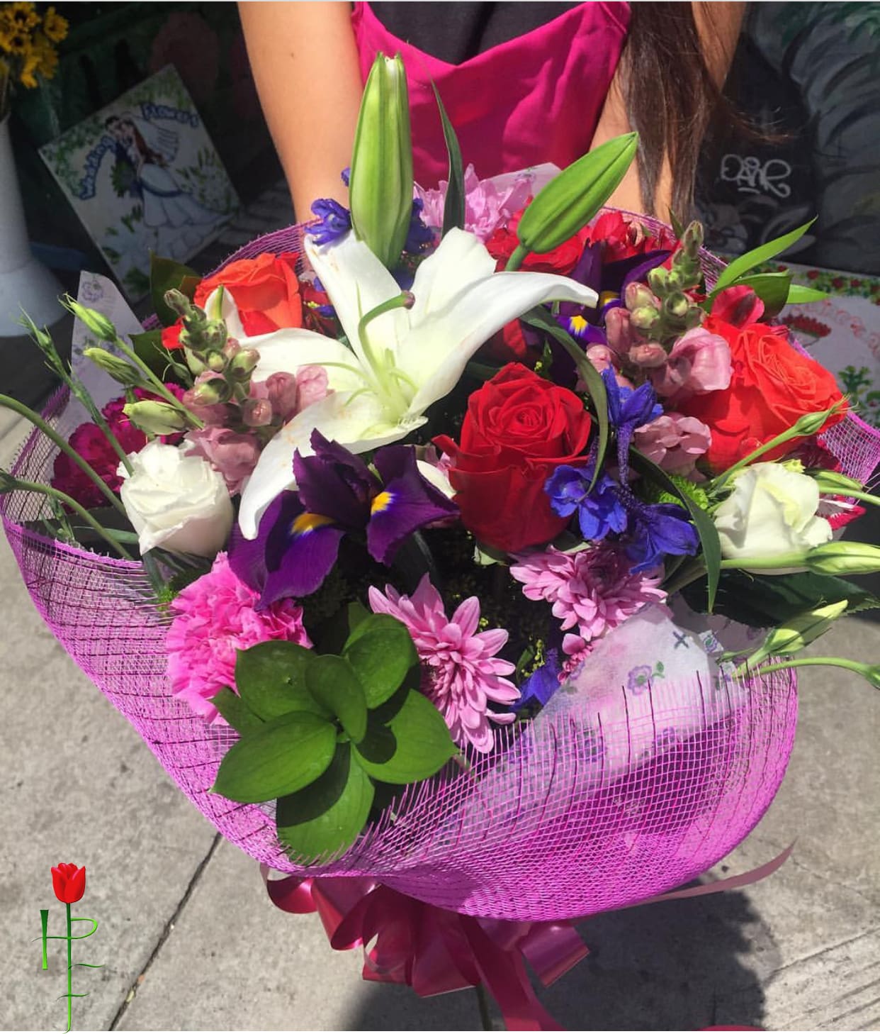 Colorful Bouquet - This Mix Bouquet comes with a mix of different Flower colors and green / fillers. Perfect to brighten someones day with a colorful gift of fresh flowers.
